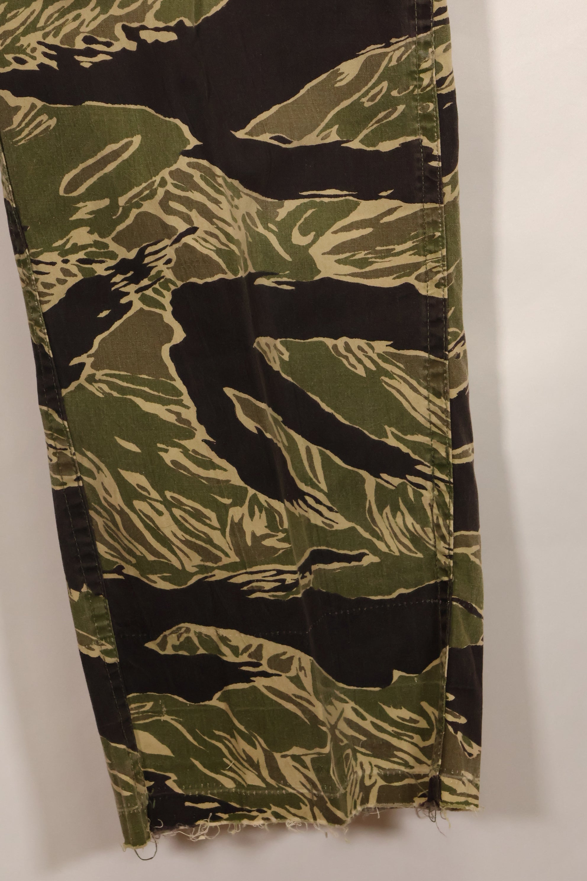 1960年代　ライトウェイト生地　沖縄タイガー　ジャングルファティーグカット　パンツ　中古品