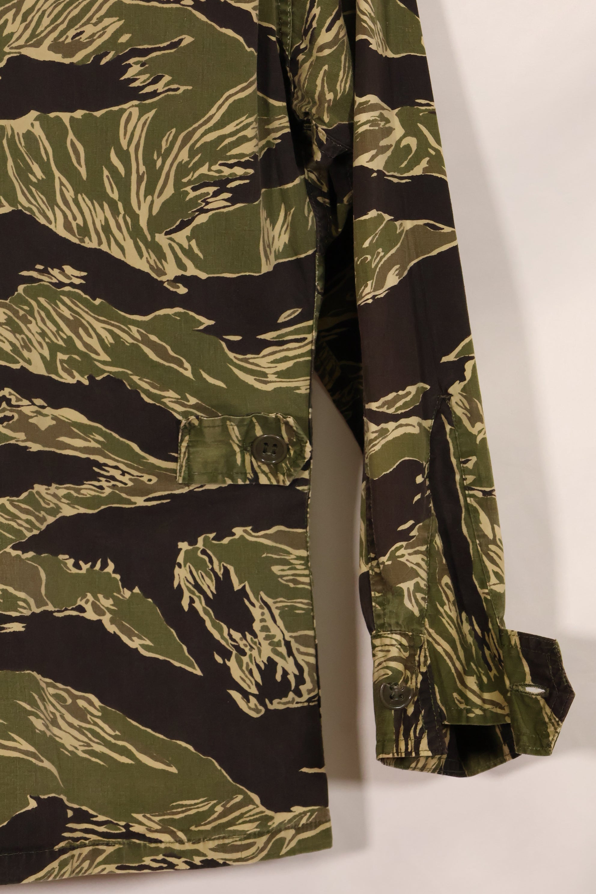 1960年代　ライトウェイト生地　沖縄タイガー　ジャングルファティーグカット　ジャケット　中古品