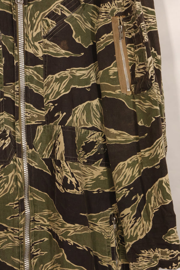 1960年代　42R  沖縄タイガーパターン　タイガーストライプ　フライトスーツ　中古品　ジッパー破損あり