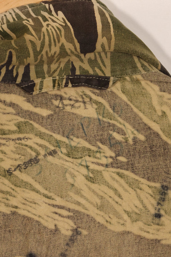 1960年代　42R  沖縄タイガーパターン　タイガーストライプ　フライトスーツ　中古品　ジッパー破損あり