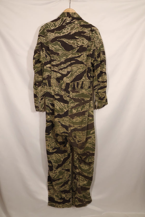 1960年代　42R  沖縄タイガーパターン　タイガーストライプ　フライトスーツ　中古品　ジッパー破損あり