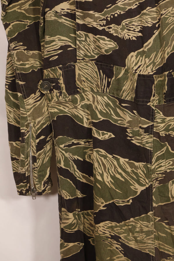 1960年代　42R  沖縄タイガーパターン　タイガーストライプ　フライトスーツ　中古品　ジッパー破損あり