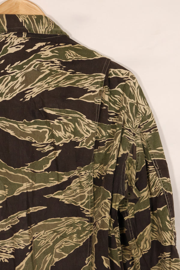 1960年代　42R  沖縄タイガーパターン　タイガーストライプ　フライトスーツ　中古品　ジッパー破損あり