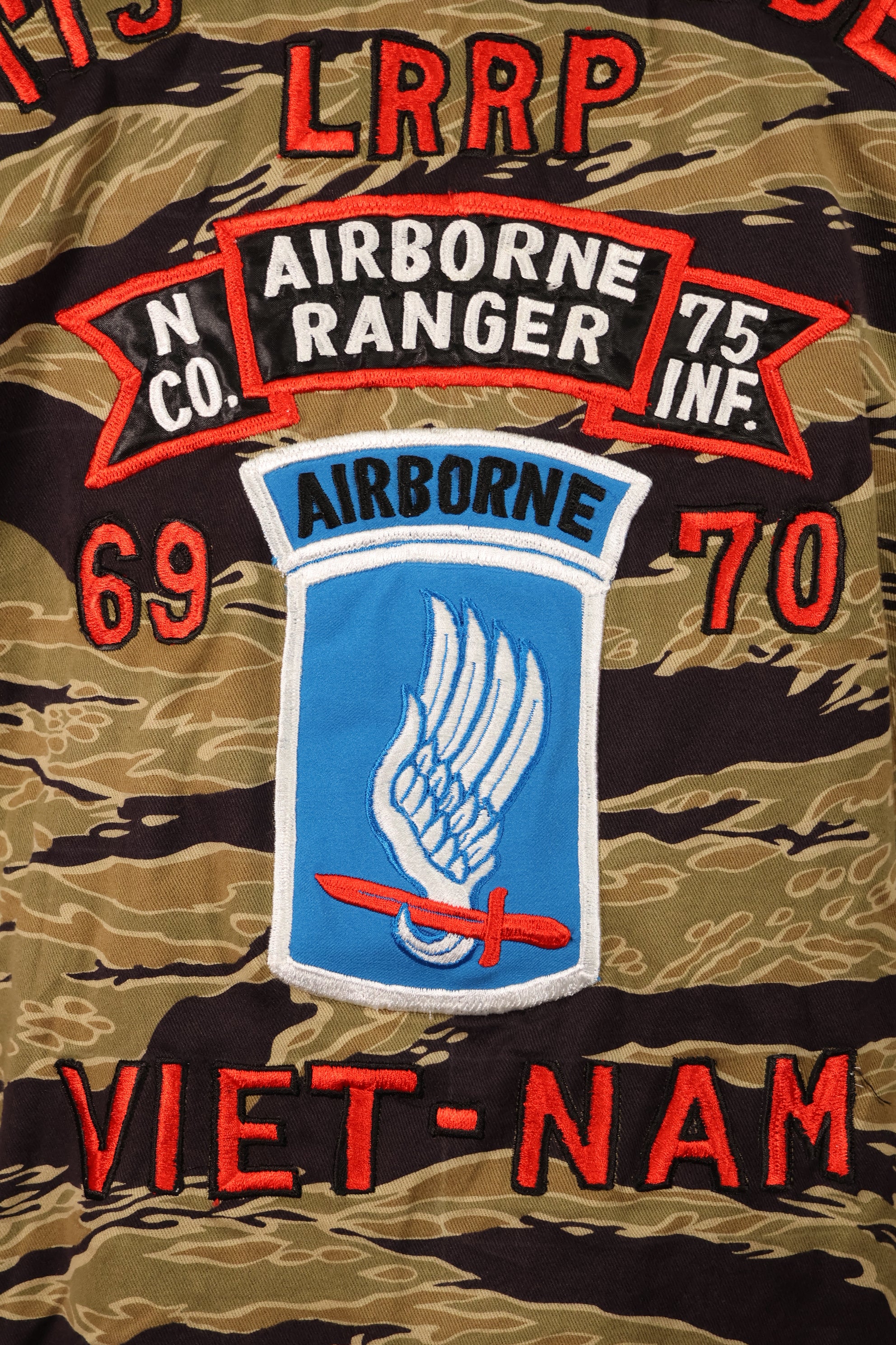 【限定生産品】レプリカ　沖縄 Mugi's 刺繍　MILITARIA 1911 ゴールドタイガー2nd Modeジャケット　ツアージャケット