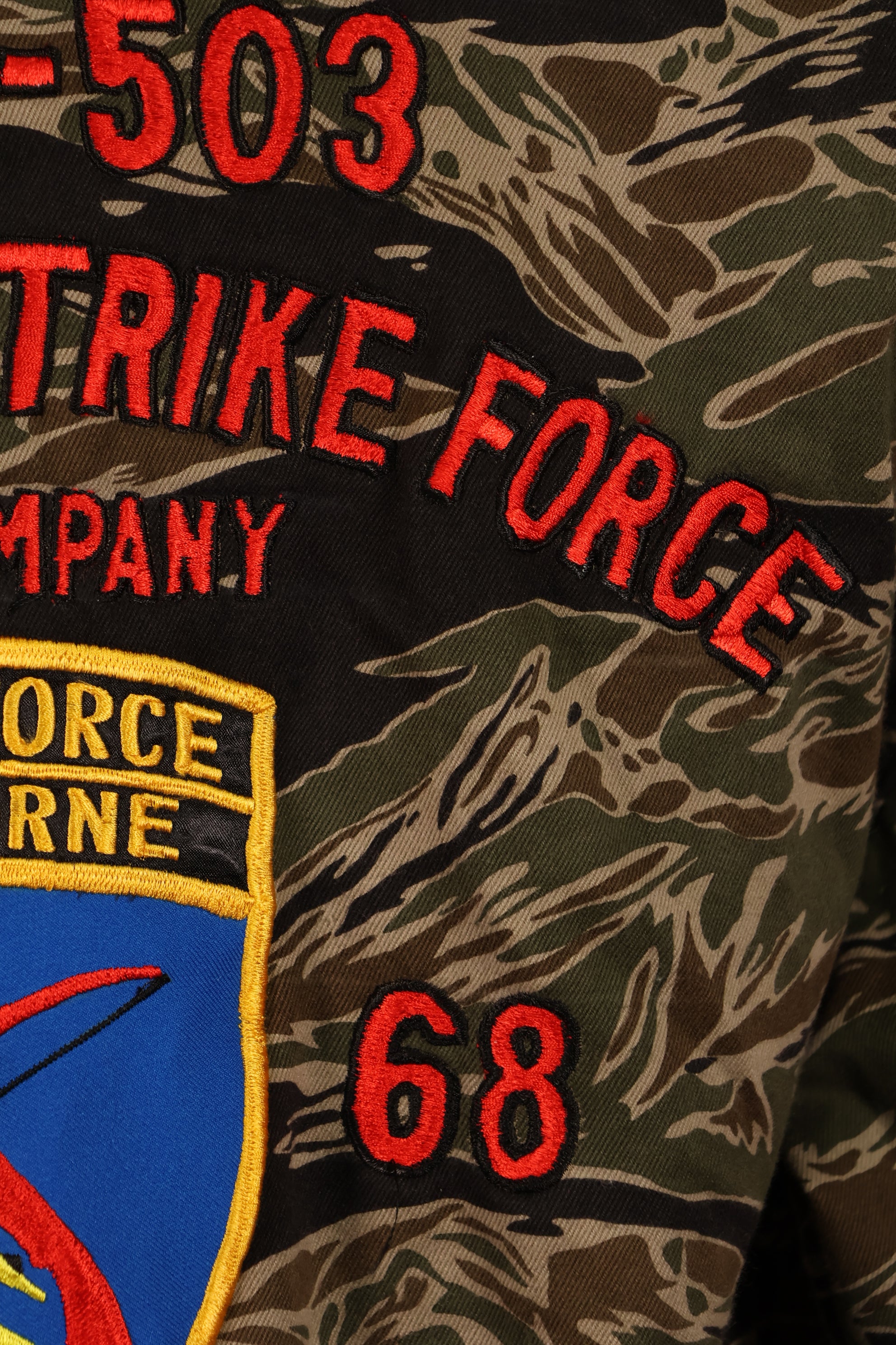 【限定生産品】レプリカ　沖縄 Mugi's 刺繍　MILITARIA 1911 シルバータイガー  USカットシャツ　ツアージャケット