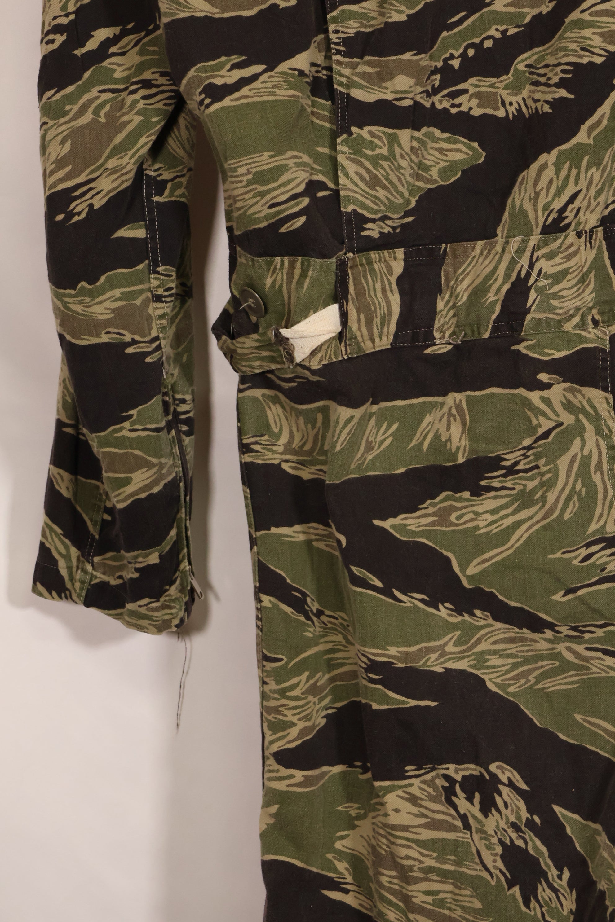 1960年代　40L  沖縄タイガーパターン　タイガーストライプ　フライトスーツ　中古品