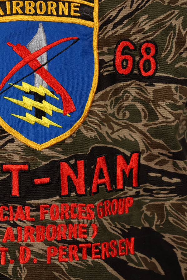 【限定生産品】レプリカ　沖縄 Mugi's 刺繍　MILITARIA 1911 シルバータイガー  USカットシャツ　ツアージャケット