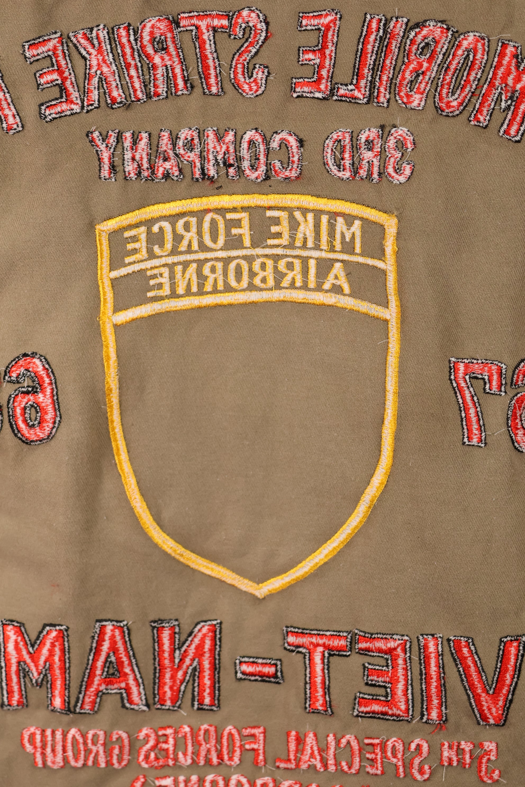 【限定生産品】レプリカ　沖縄 Mugi's 刺繍　MILITARIA 1911 シルバータイガー  USカットシャツ　ツアージャケット