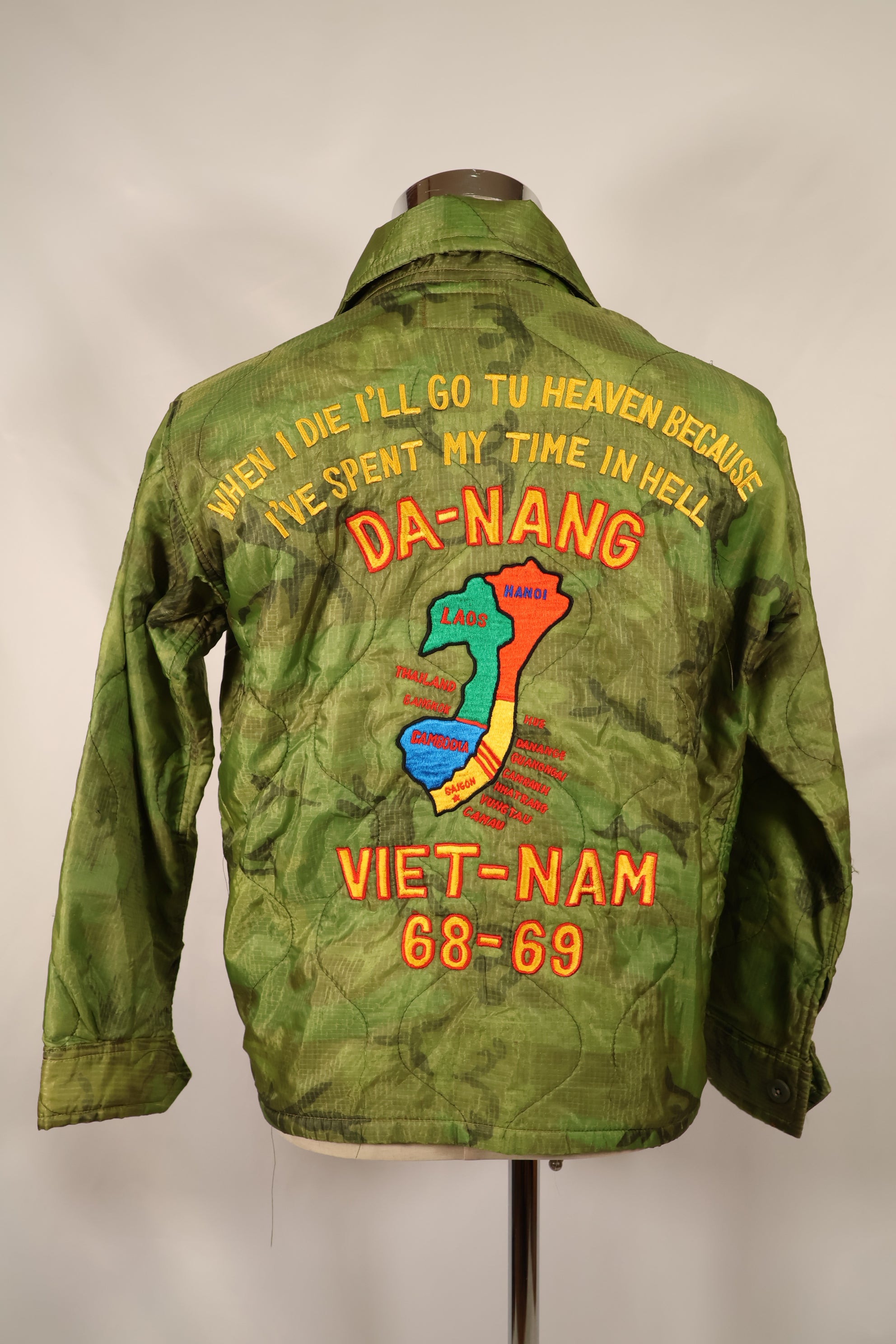 30% OFF [Limited Production] Okinawa Mugi's Embroidered Vietnam War Tour jacket Made of Real Poncho Liner