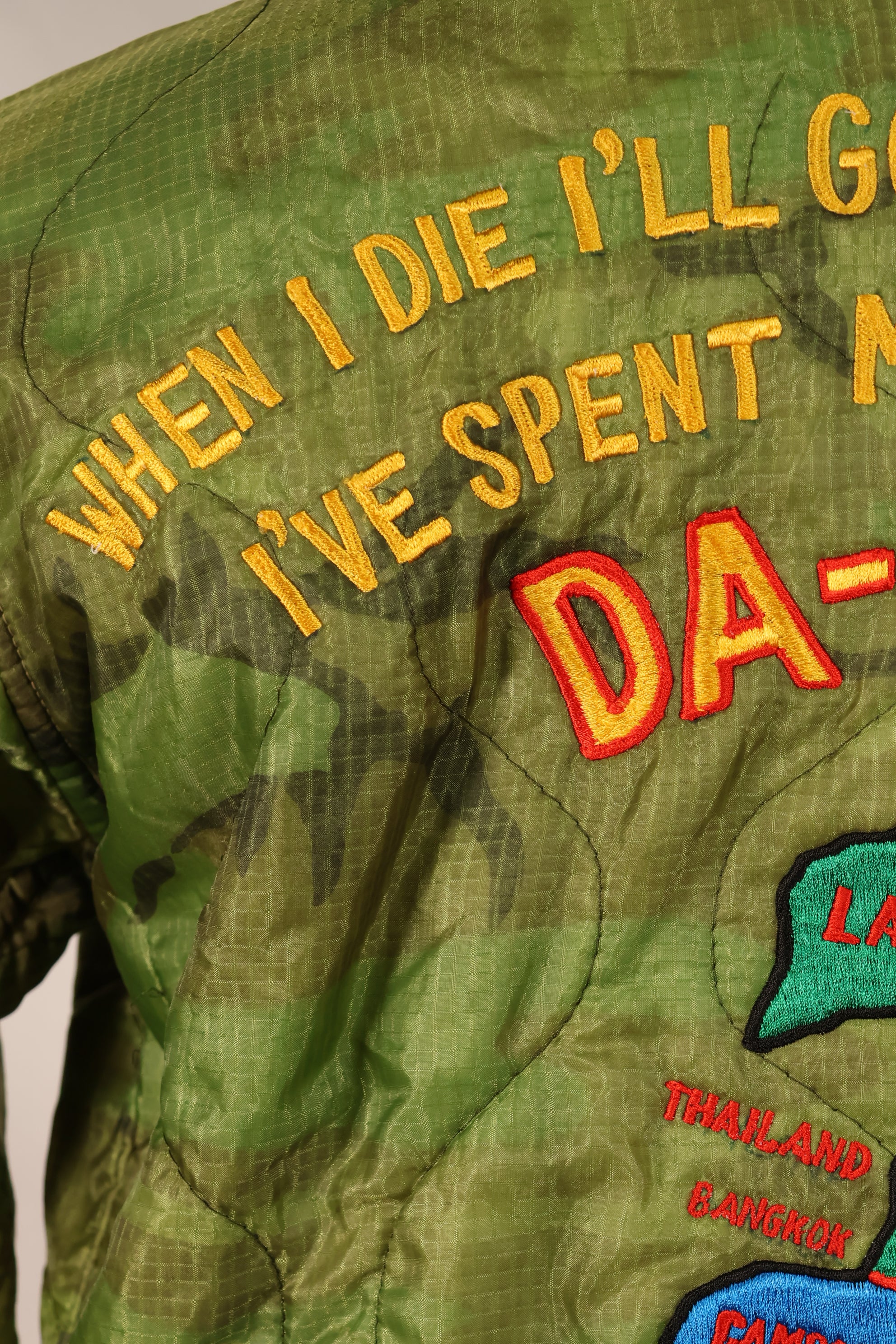 30% OFF [Limited Production] Okinawa Mugi's Embroidered Vietnam War Tour jacket Made of Real Poncho Liner