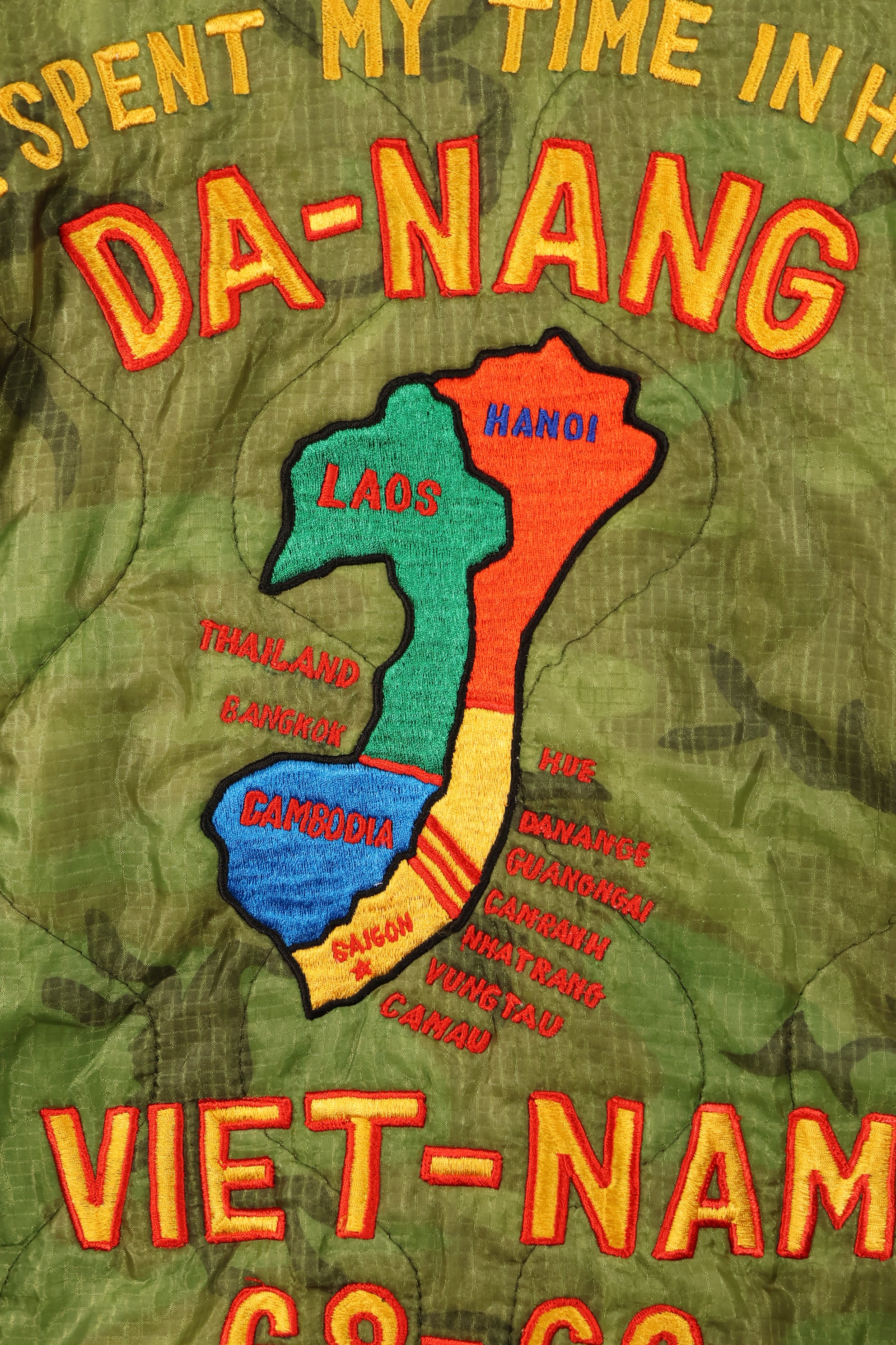 30% OFF [Limited Production] Okinawa Mugi's Embroidered Vietnam War Tour jacket Made of Real Poncho Liner