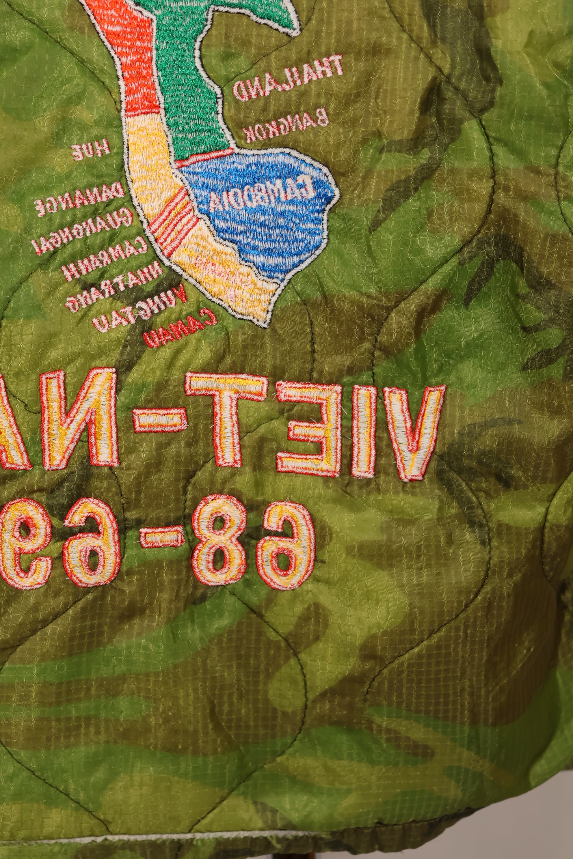 30% OFF [Limited Production] Okinawa Mugi's Embroidered Vietnam War Tour jacket Made of Real Poncho Liner