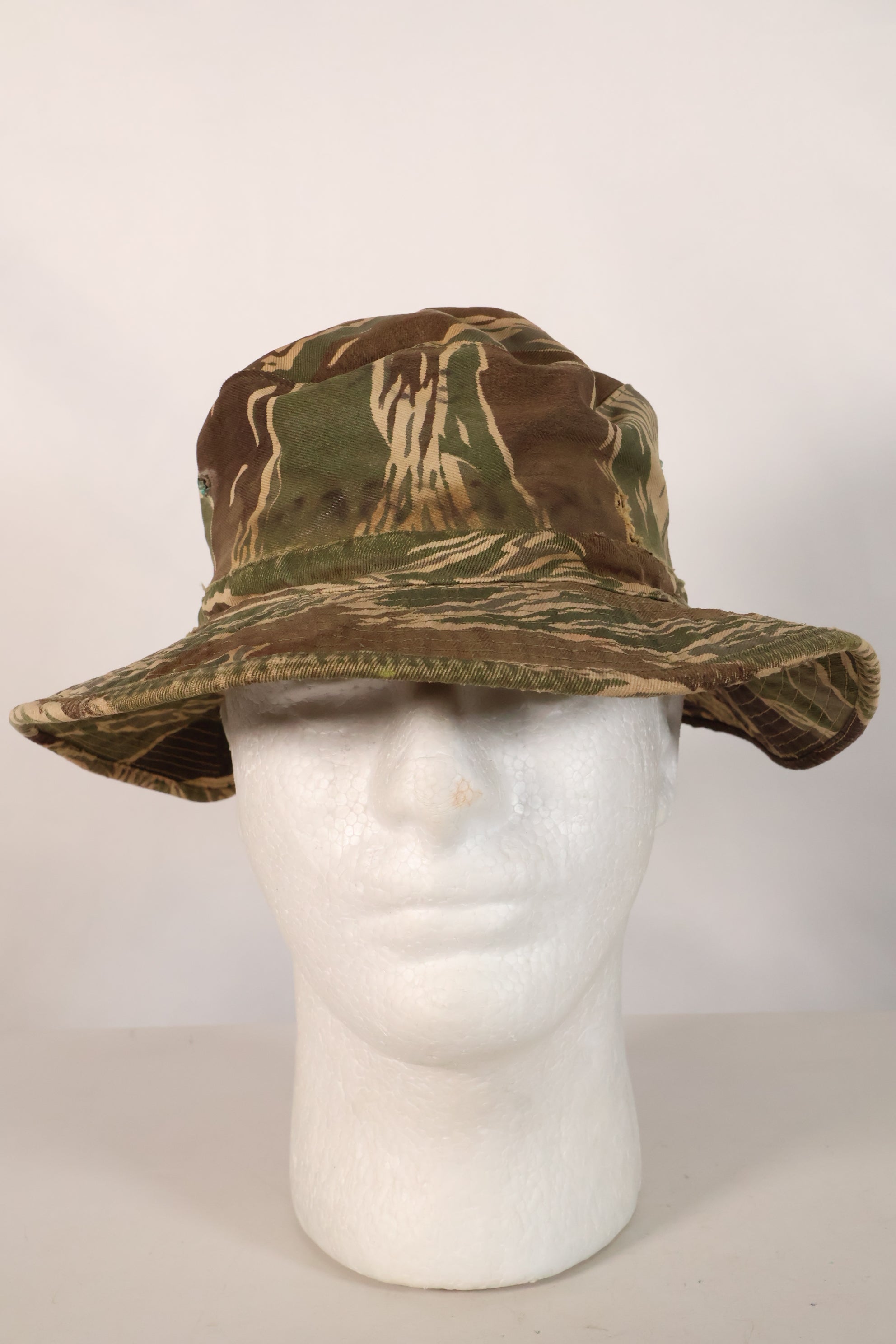 1960年代　CISOカット改造　沖縄タイガーパターン　タイガーストライプ　ブーニーハット　中古品