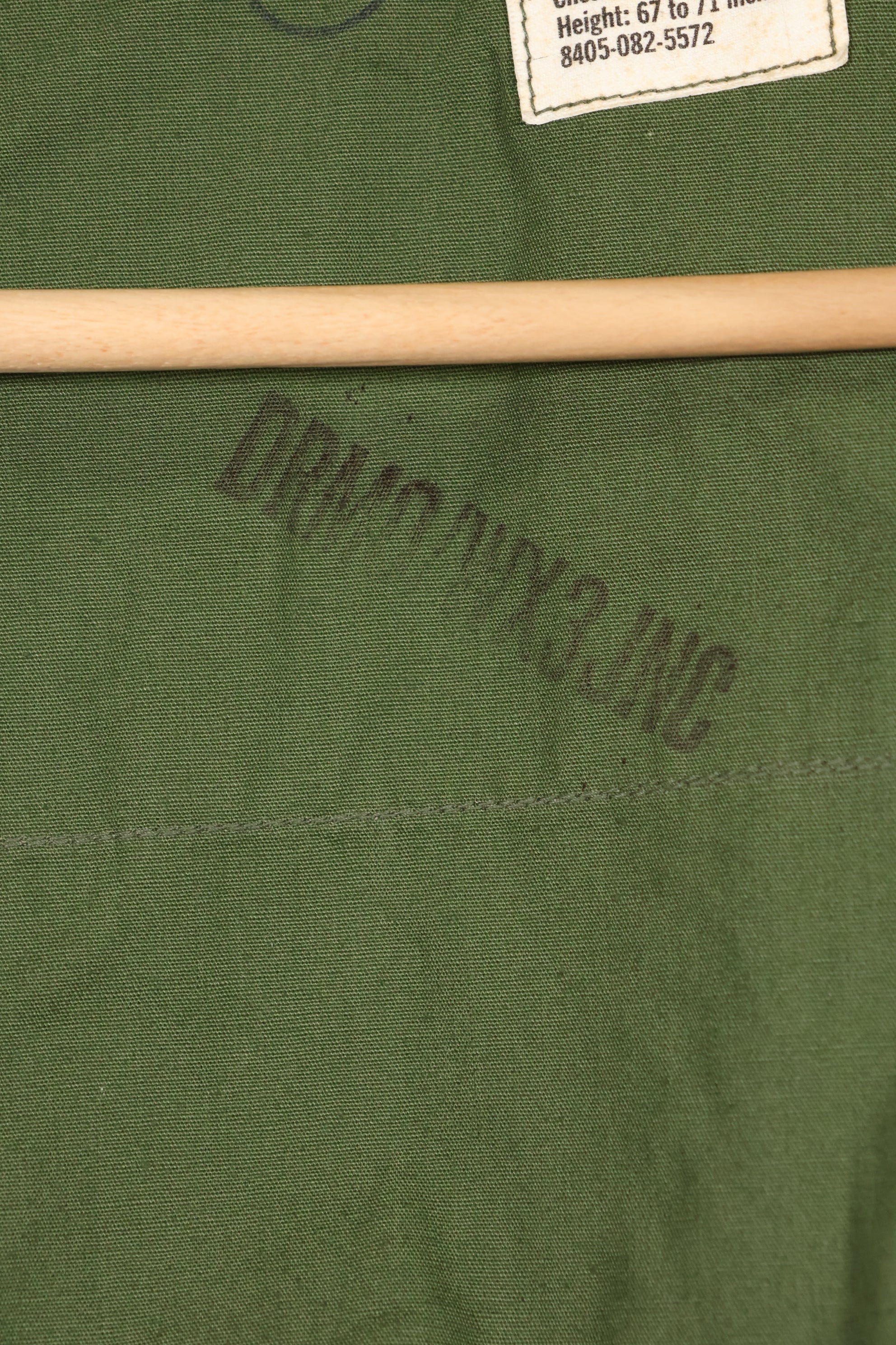 1967 年合同库存 L-R 第 3 款丛林疲劳夹克