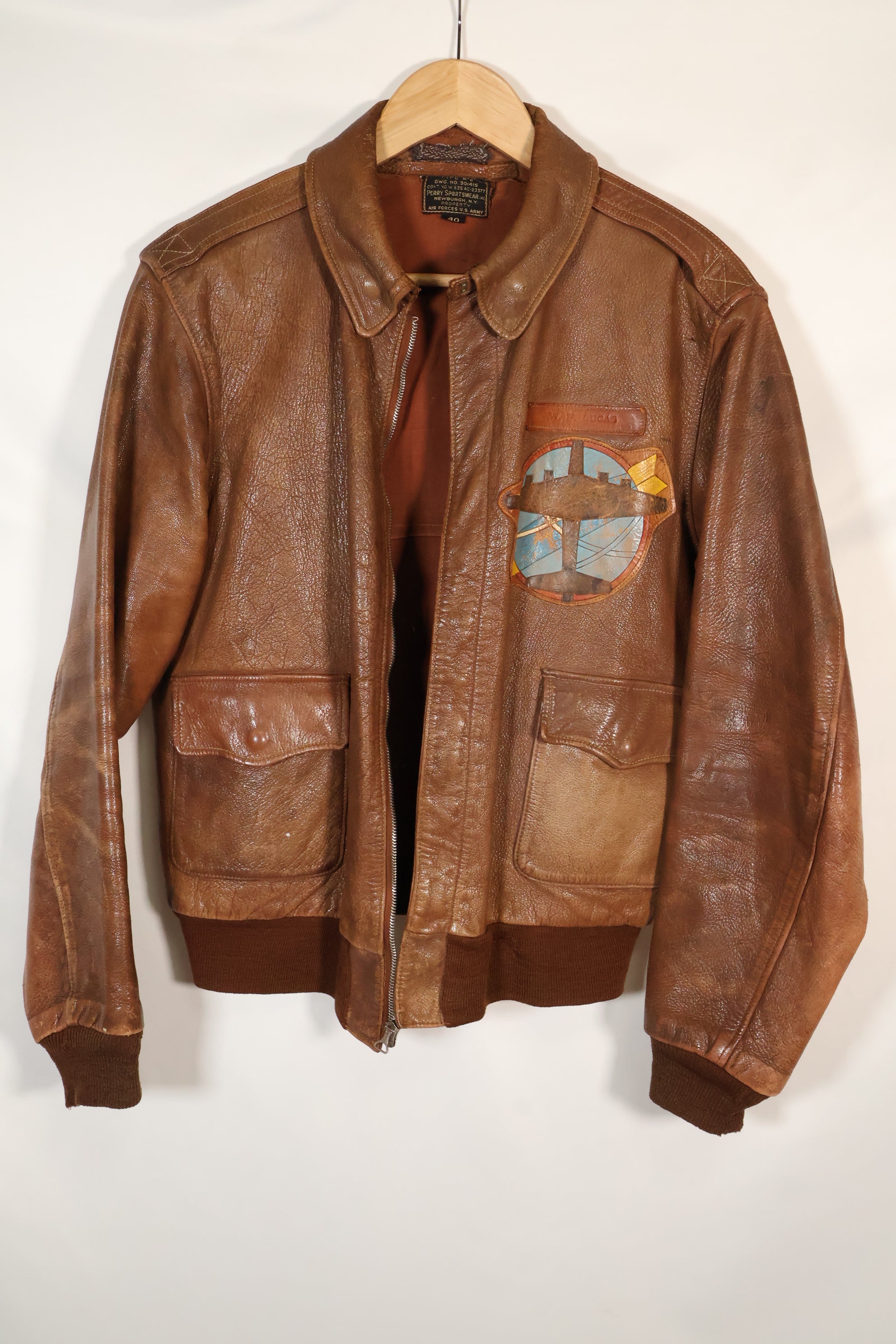 1940年代　サイズ 40　アメリカ陸軍航空隊 USAAF　A-2　フライトジャケット　スクアドロンパッチ付き　中古品