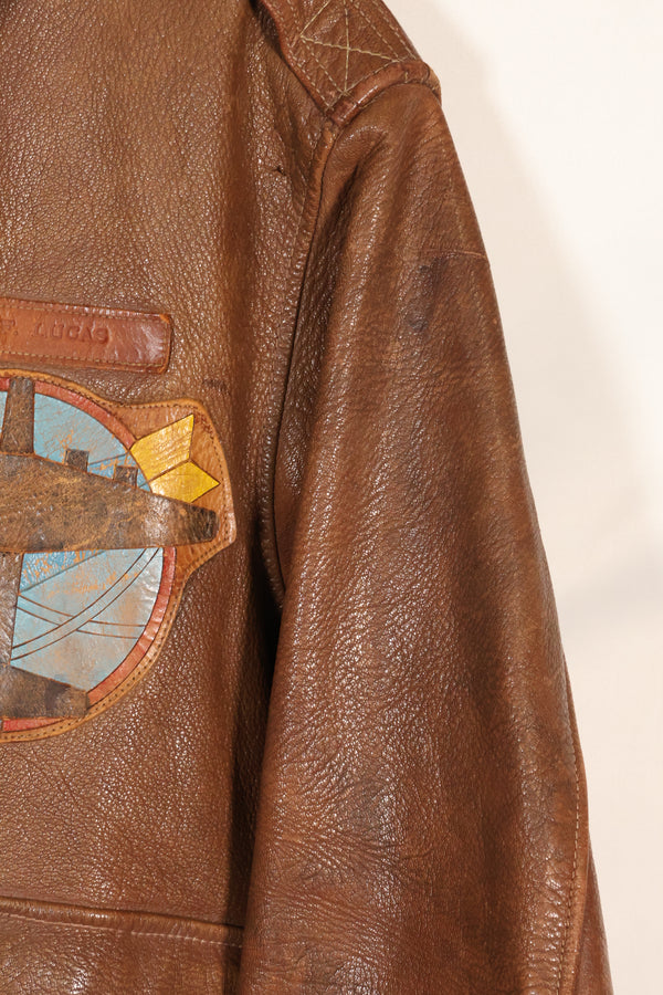 1940年代　サイズ 40　アメリカ陸軍航空隊 USAAF　A-2　フライトジャケット　スクアドロンパッチ付き　中古品