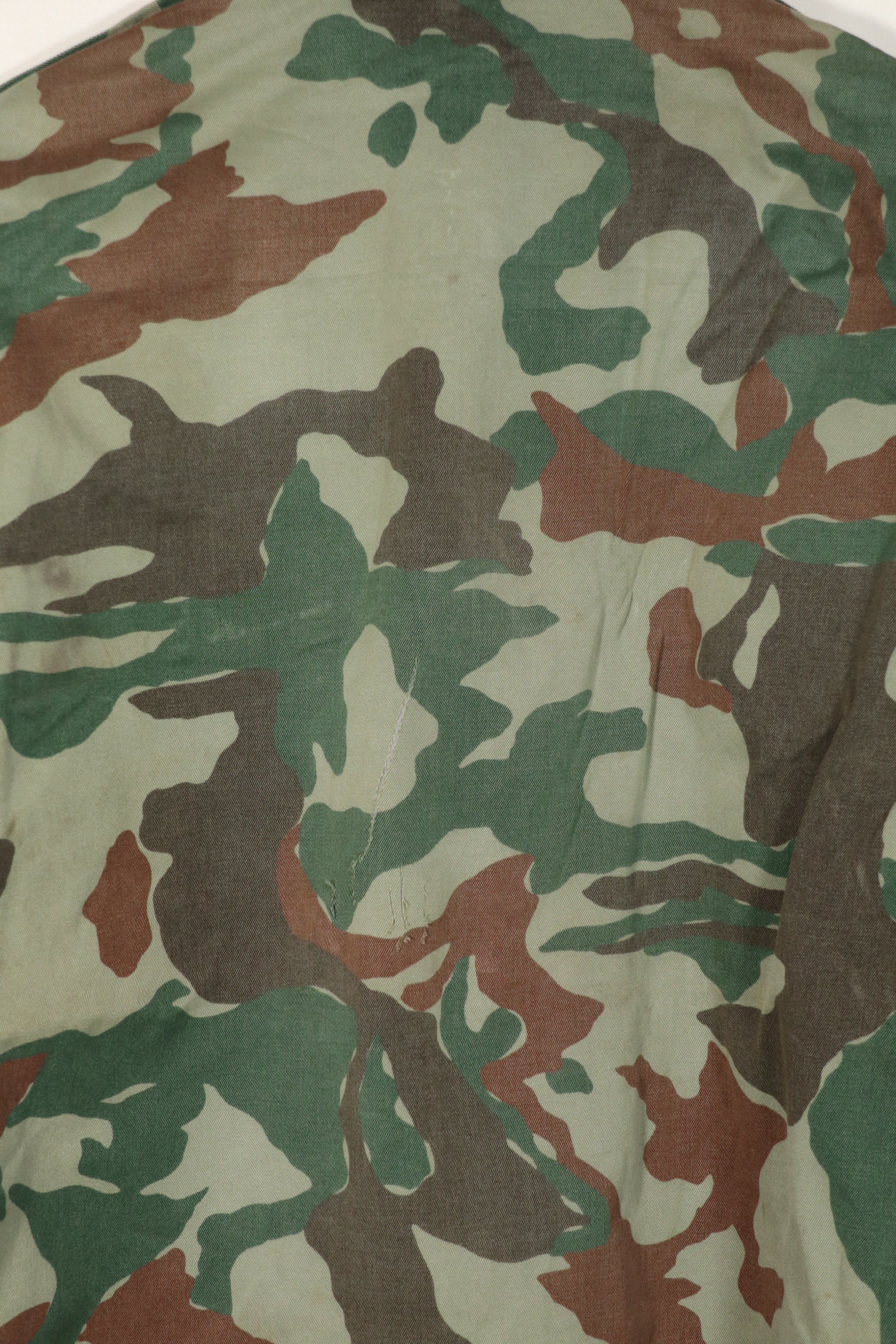 実物　日本国　陸上自衛隊　1980年代　熊笹迷彩　ジャケット　中古品　傷あり