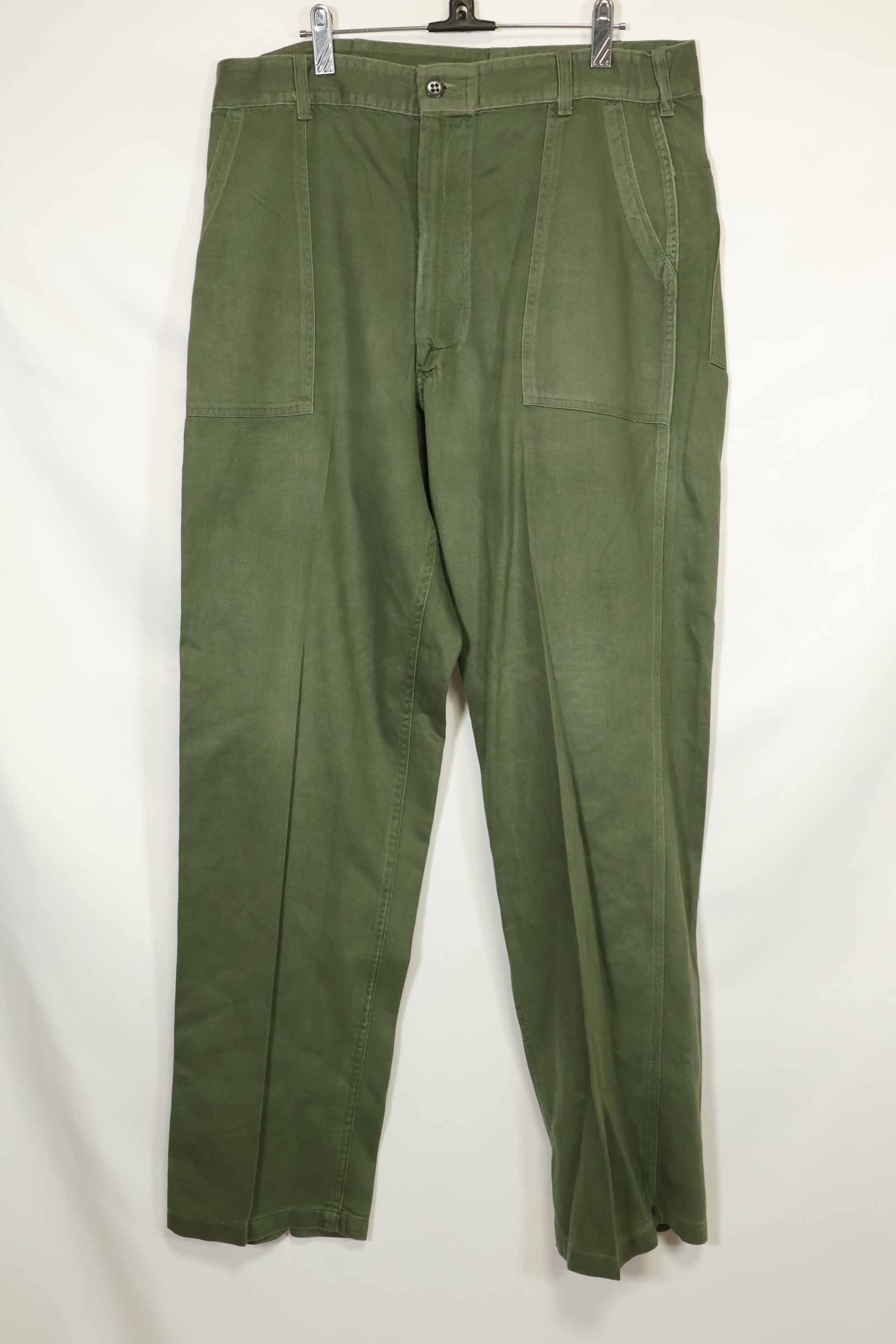 1960年代ロット　OG-107 ユーティリティパンツ　ベイカーパンツ　サイズタグなし　中古品