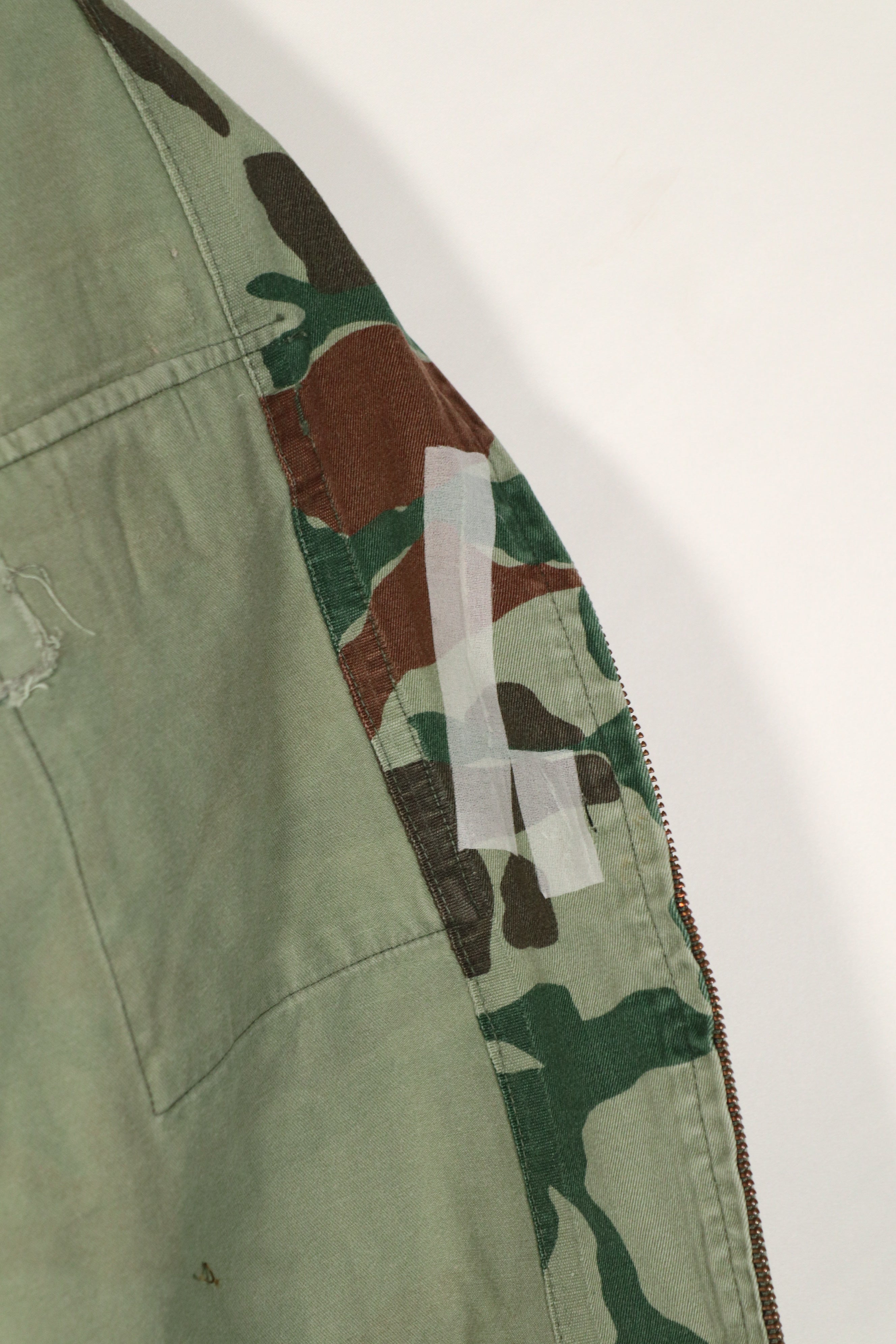 実物　日本国　陸上自衛隊　1980年代　熊笹迷彩　ジャケット　中古品　傷あり