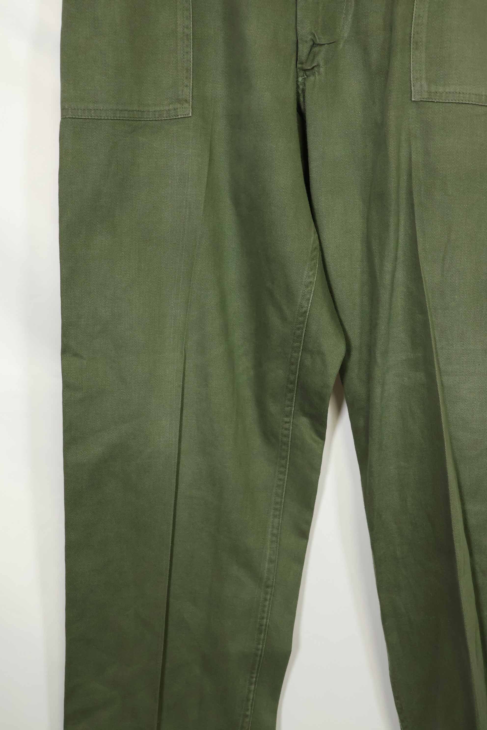 1960年代ロット　OG-107 ユーティリティパンツ　ベイカーパンツ　サイズタグなし　中古品
