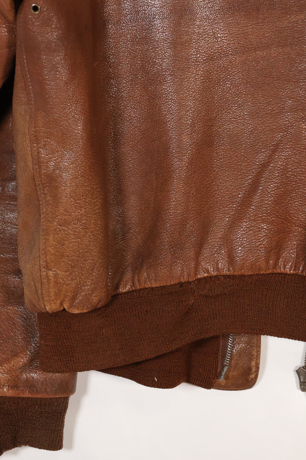 1940年代　サイズ 40　アメリカ陸軍航空隊 USAAF　A-2　フライトジャケット　スクアドロンパッチ付き　中古品