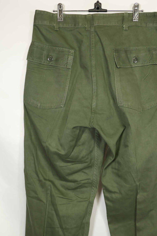1960年代ロット　OG-107 ユーティリティパンツ　ベイカーパンツ　サイズタグなし　中古品