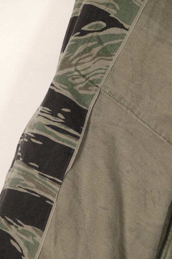 正品银色虎纹衬衫，二手，已褪色。上午