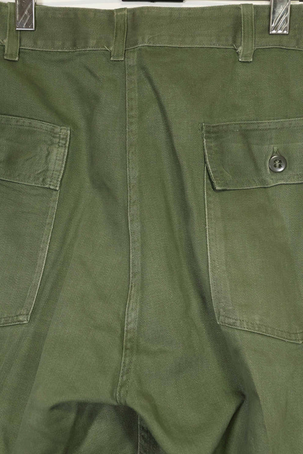 1960年代ロット　OG-107 ユーティリティパンツ　ベイカーパンツ　サイズタグなし　中古品