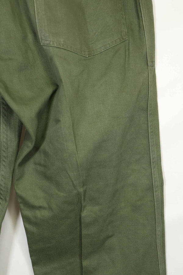 1960年代ロット　OG-107 ユーティリティパンツ　ベイカーパンツ　サイズタグなし　中古品