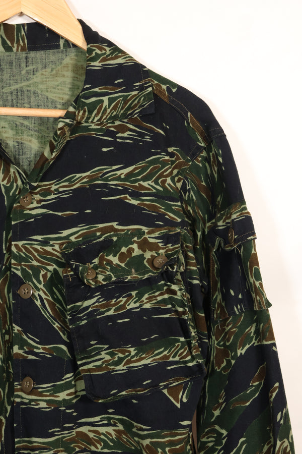 推定1970年代　シルバータイガー　タイガーストライプ　ジャケット　タイタイガー　中古品