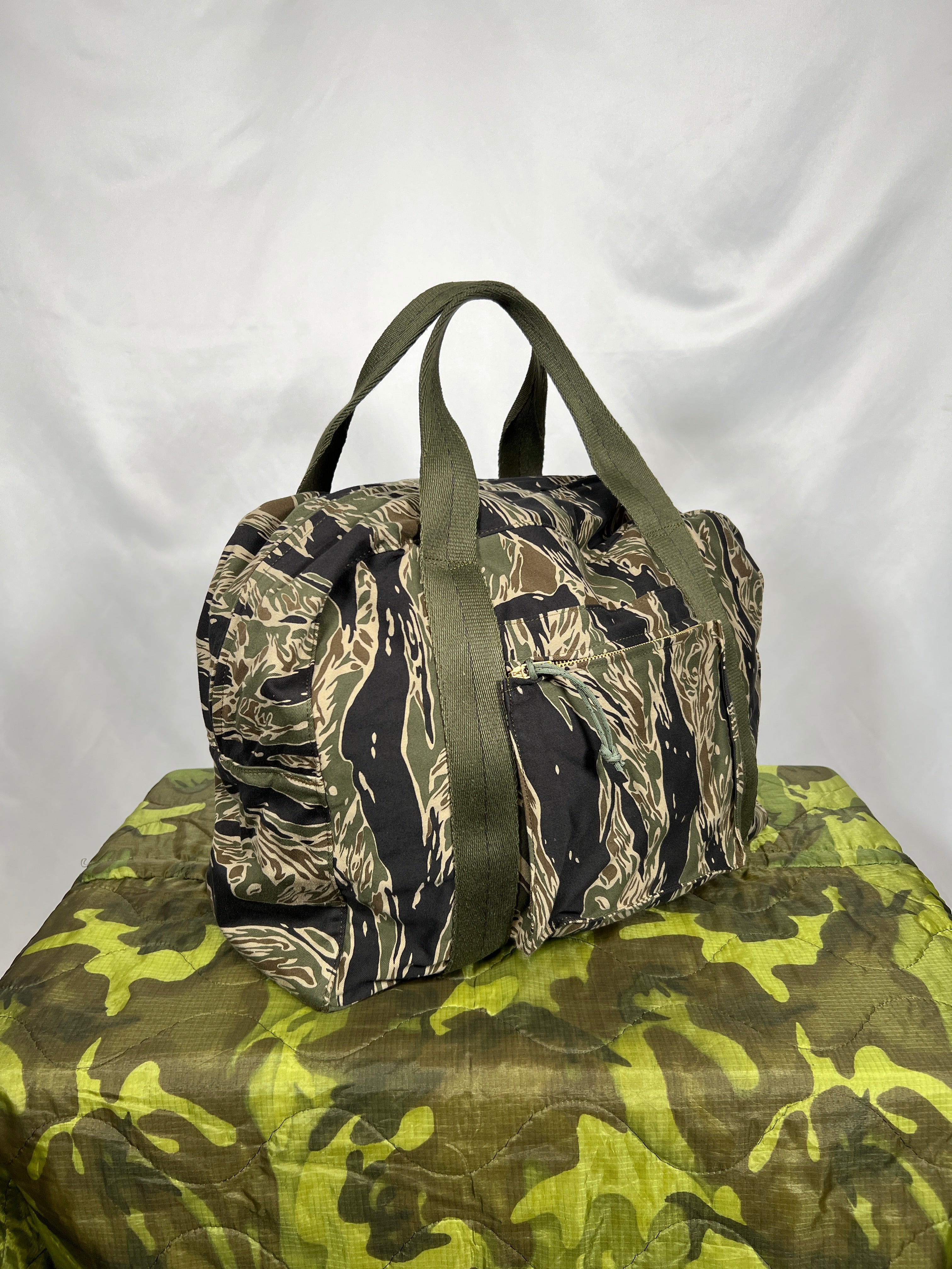 【2024年3月上旬頃納品】MILITARIA 1911 シルバータイガーストライプ　ローカルメイドバッグ　MADE IN JAPAN