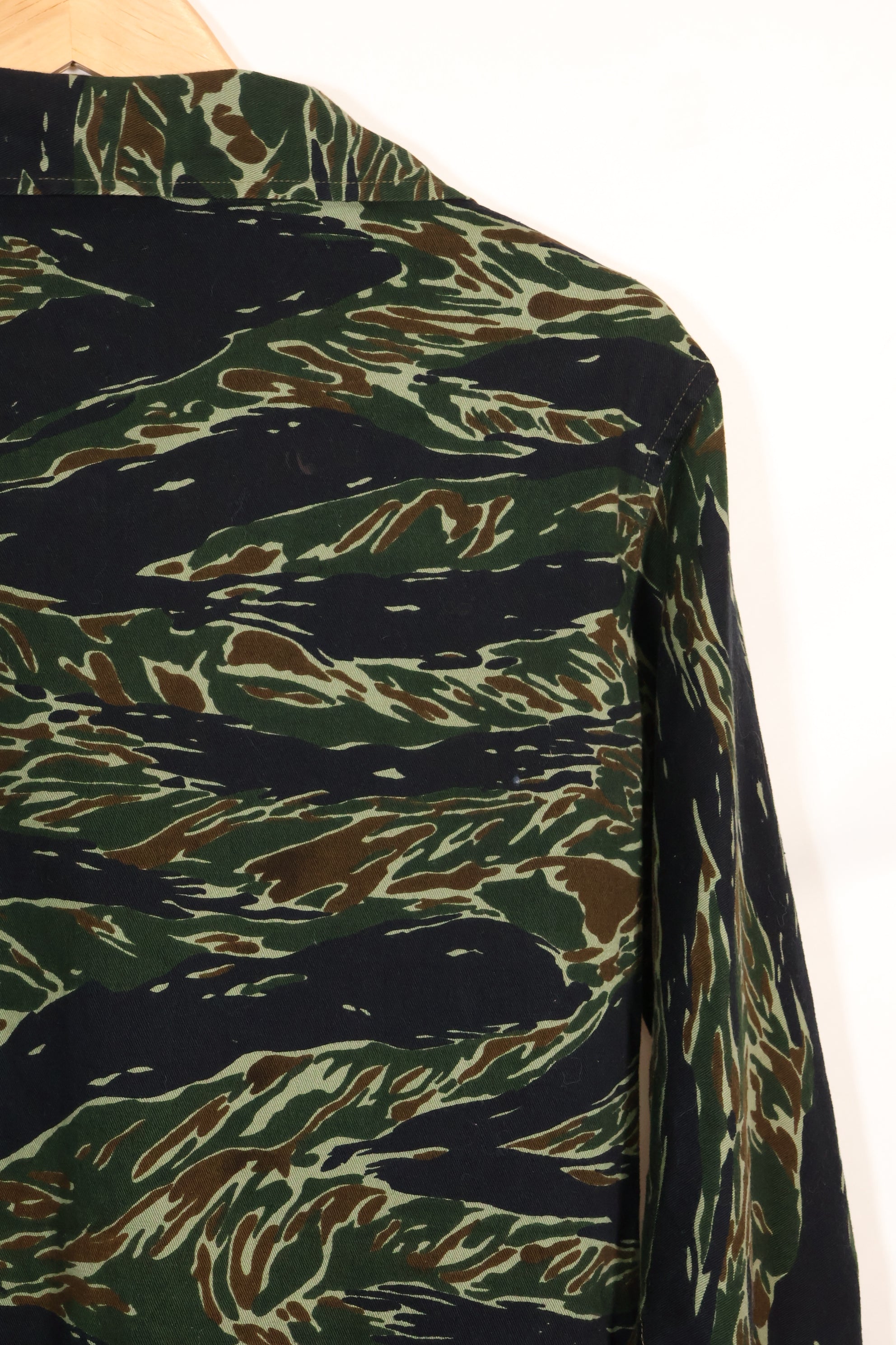 推定1970年代　シルバータイガー　タイガーストライプ　ジャケット　タイタイガー　中古品