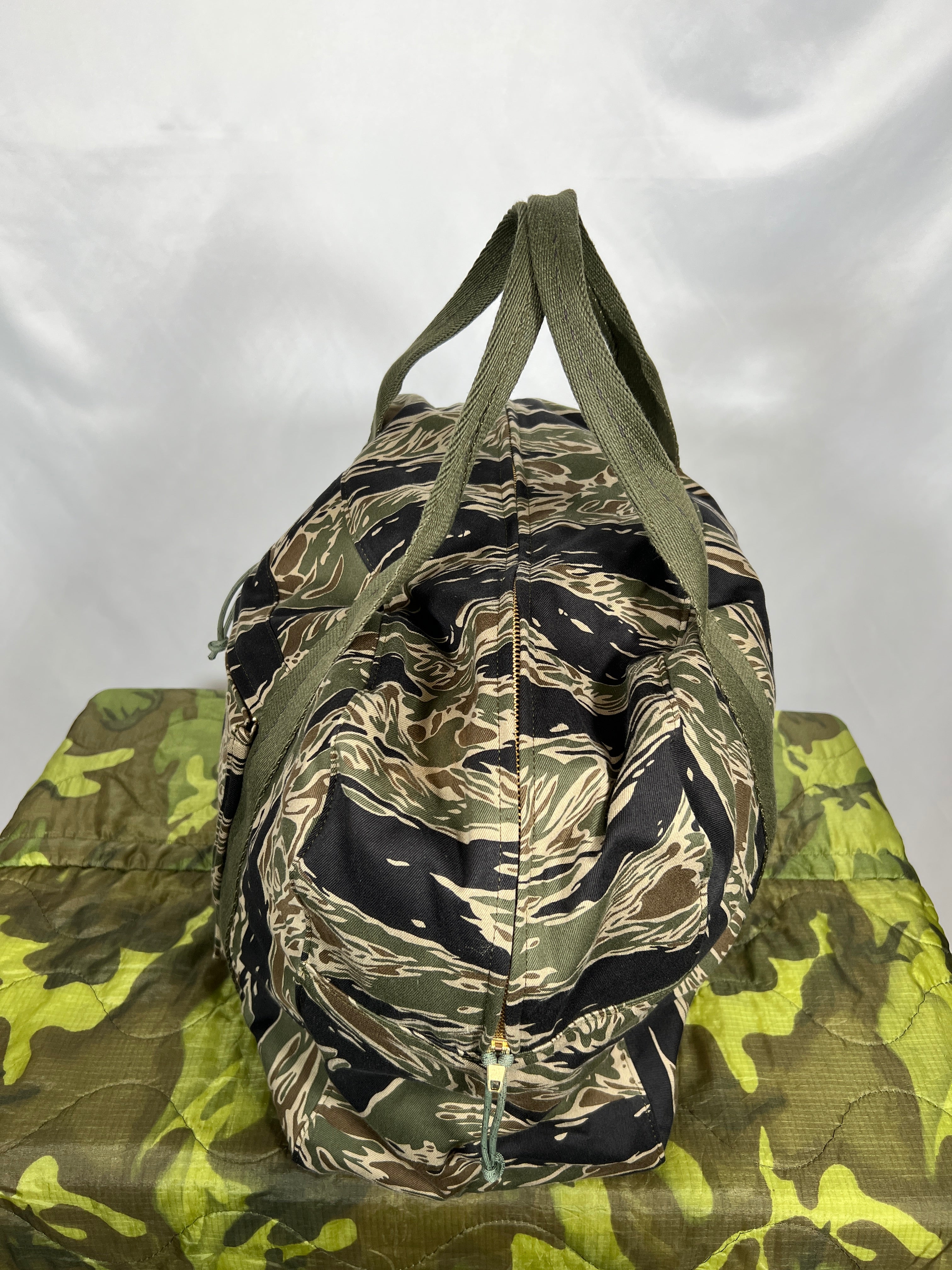 【2024年3月上旬頃納品】MILITARIA 1911 シルバータイガーストライプ　ローカルメイドバッグ　MADE IN JAPAN