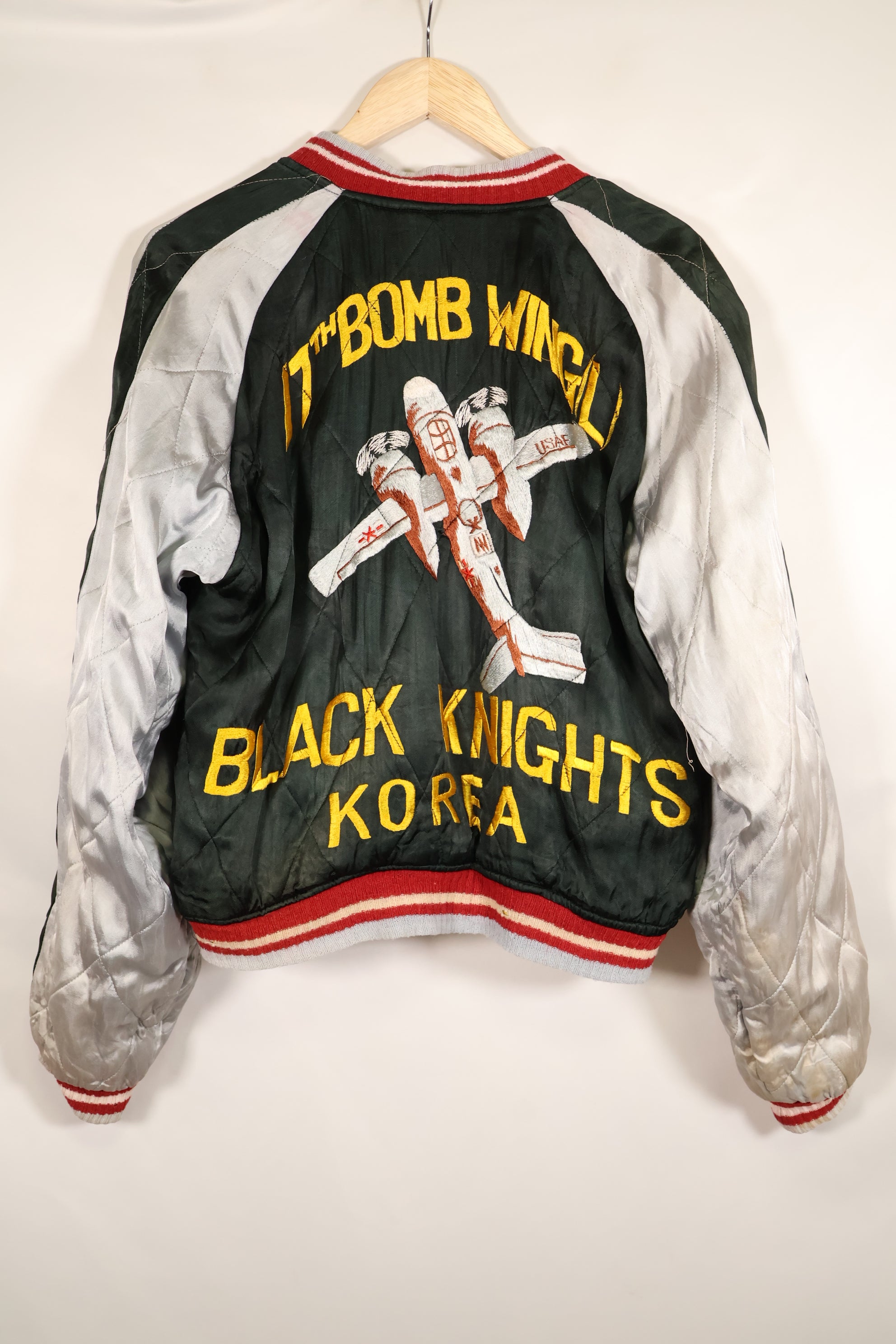 1950s U.S. Air Force 17th Bomb Wing Black Knights Korea Tour Jacket Used