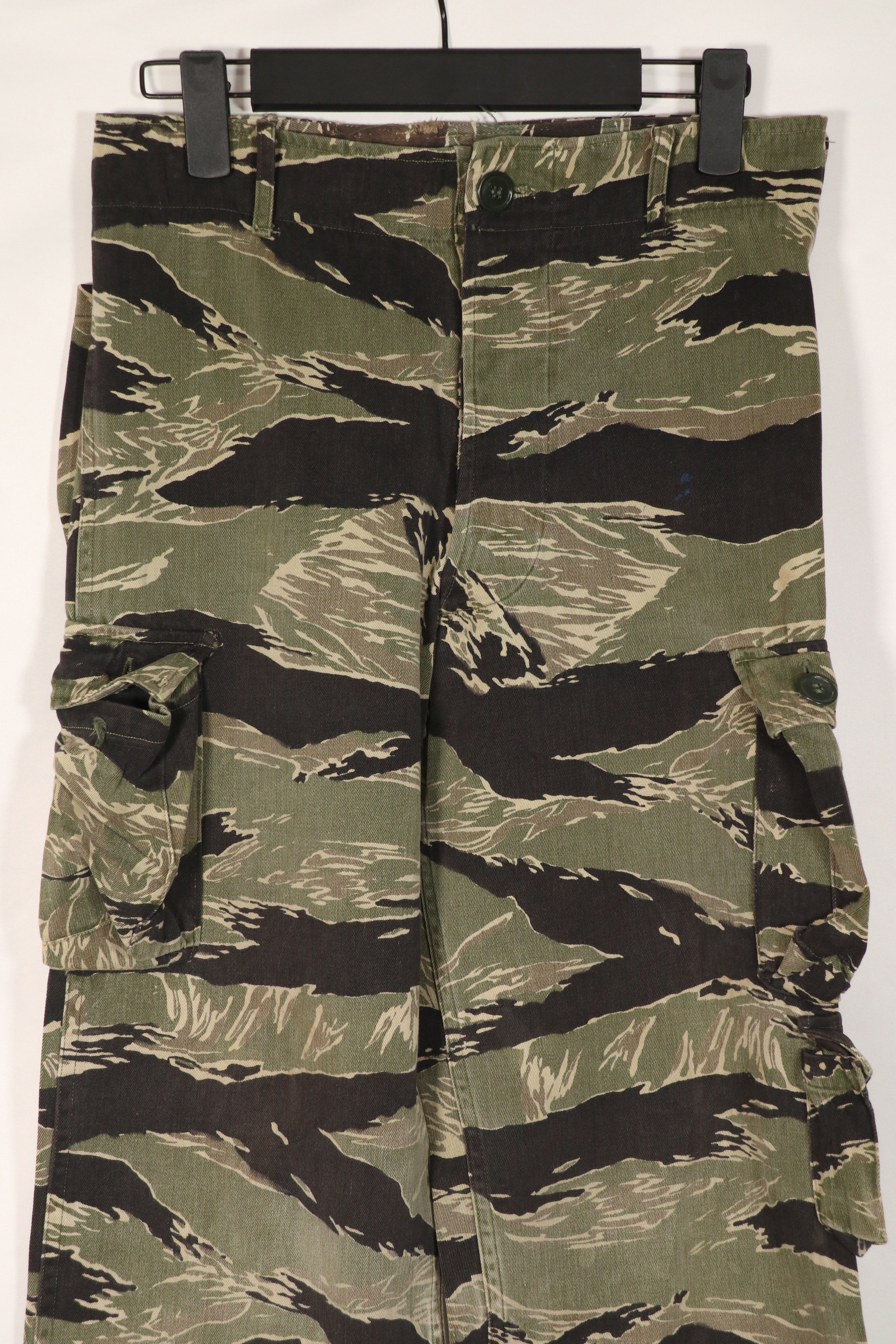 正品冲绳虎纹裤，AS码，小号，二手