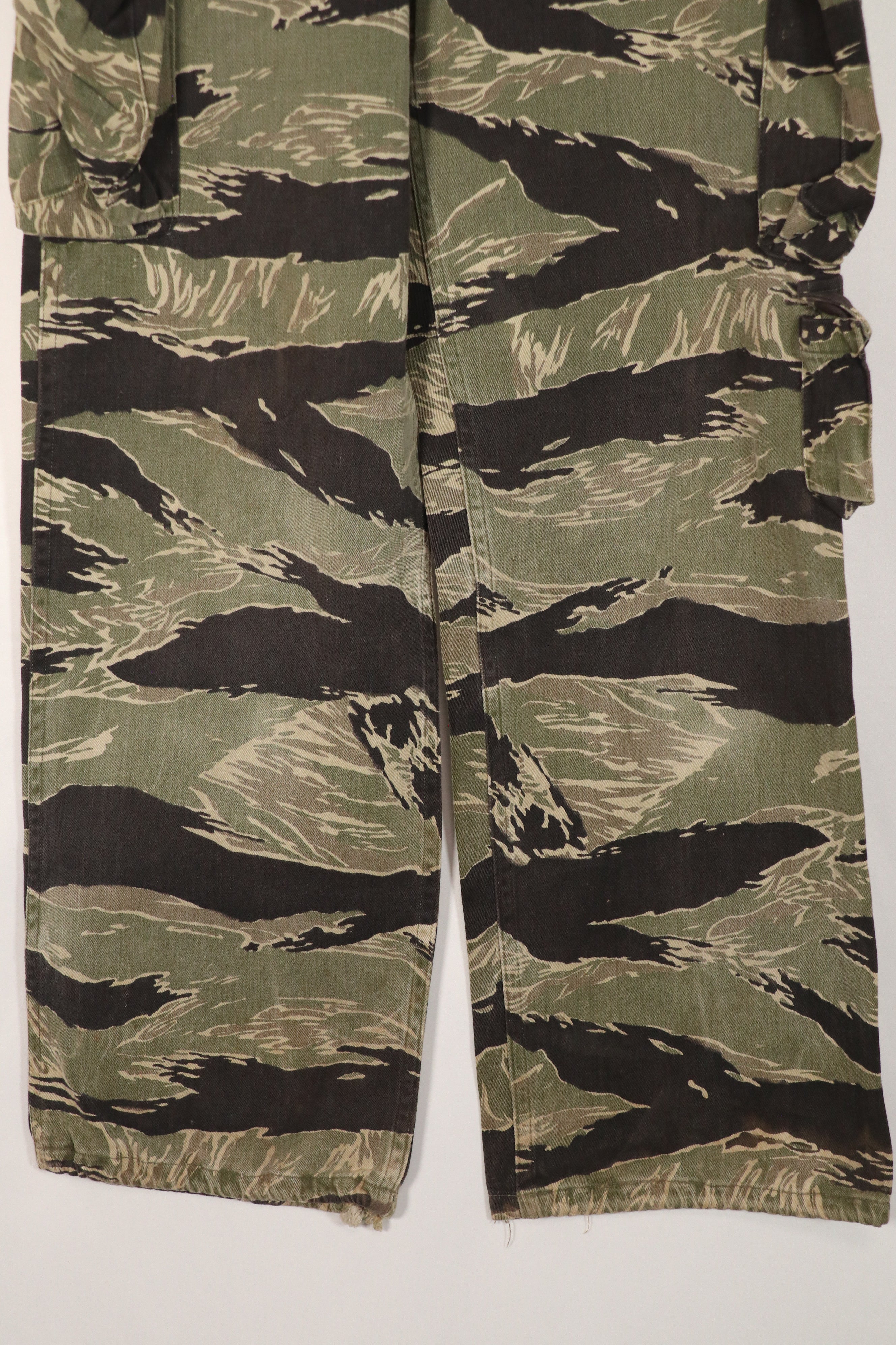 正品冲绳虎纹裤，AS码，小号，二手