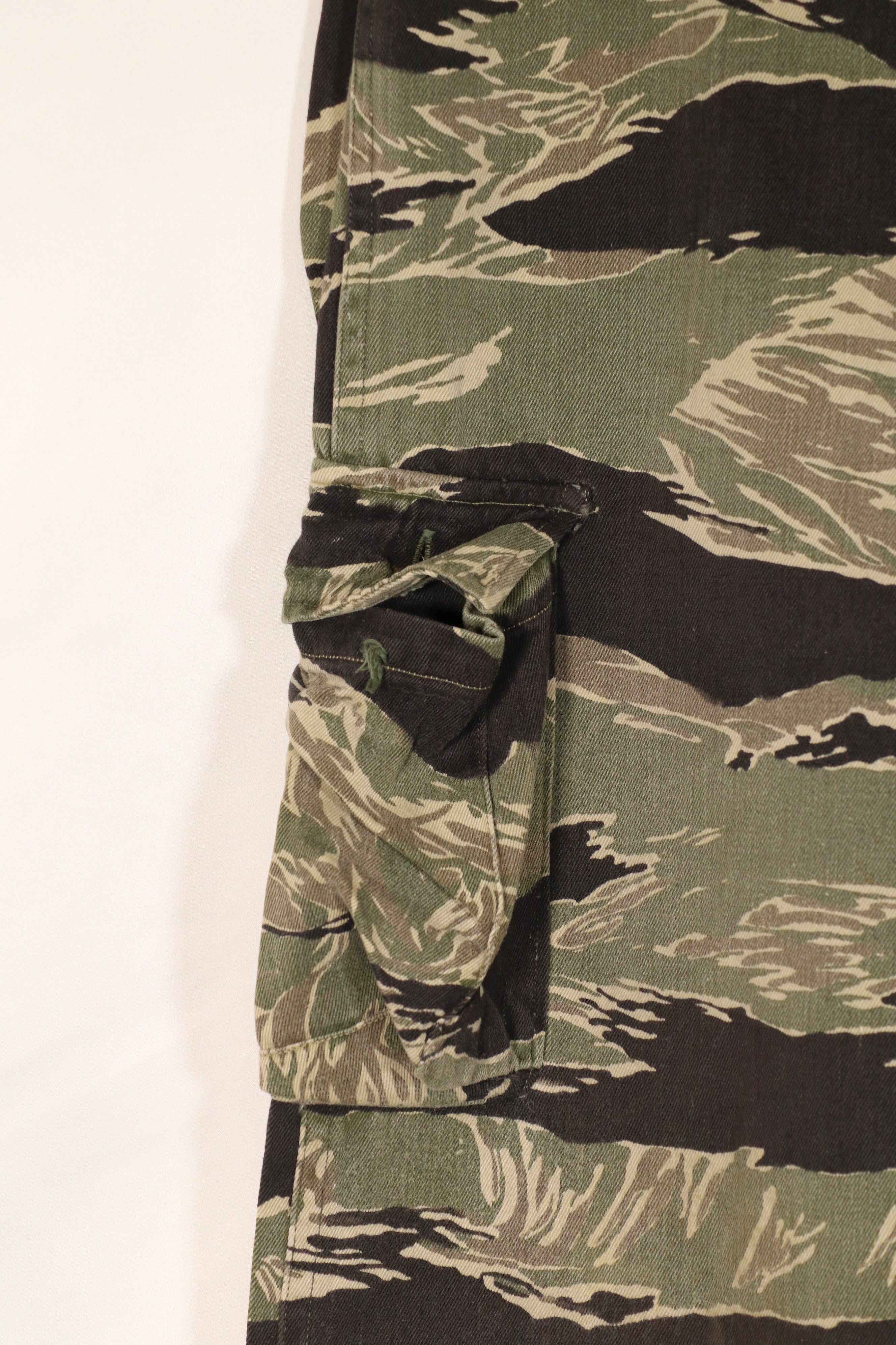 正品冲绳虎纹裤，AS码，小号，二手