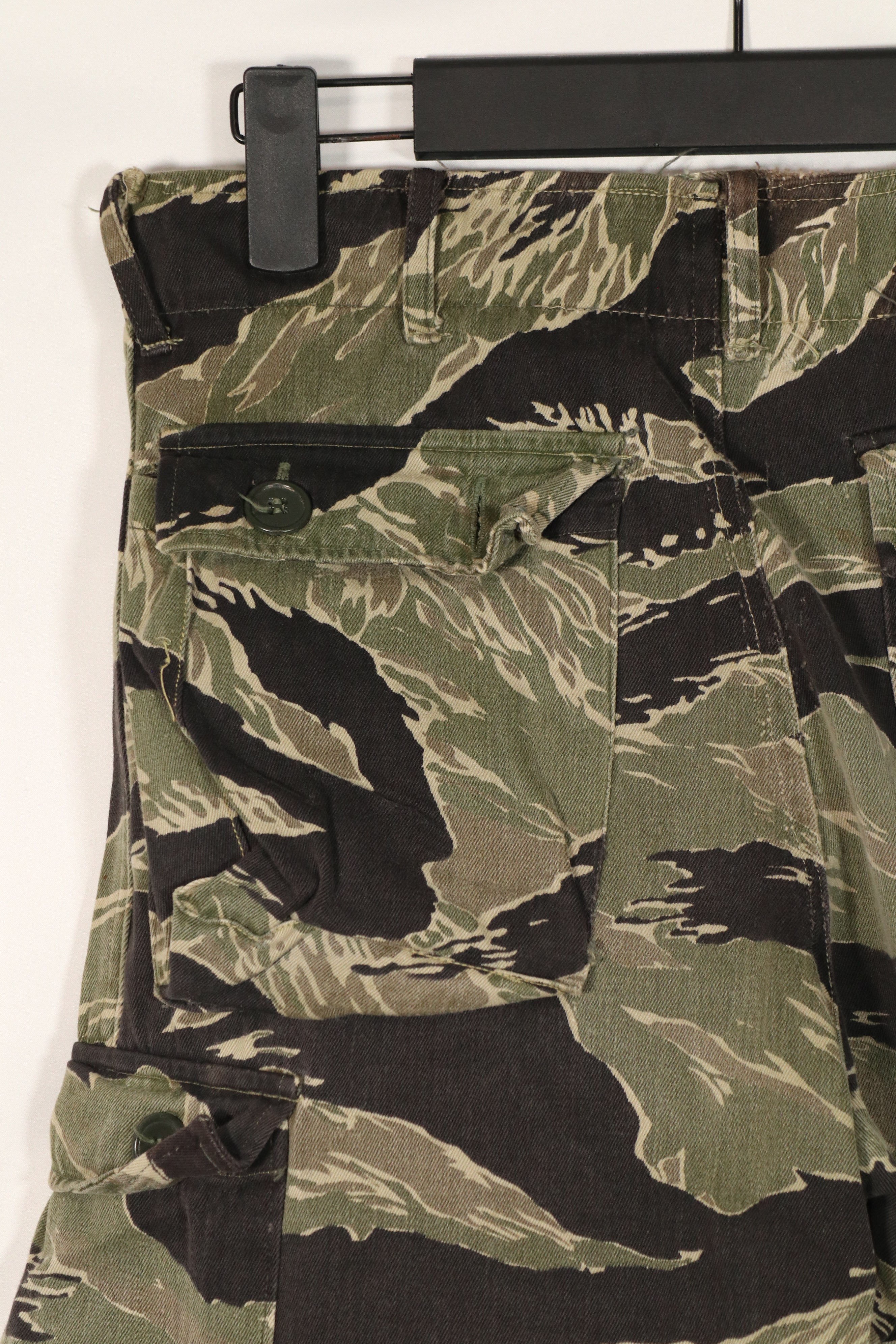 正品冲绳虎纹裤，AS码，小号，二手