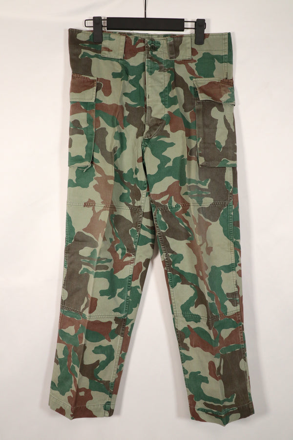 実物　日本国　陸上自衛隊　1980年代　熊笹迷彩　パンツ　中古品　傷あり