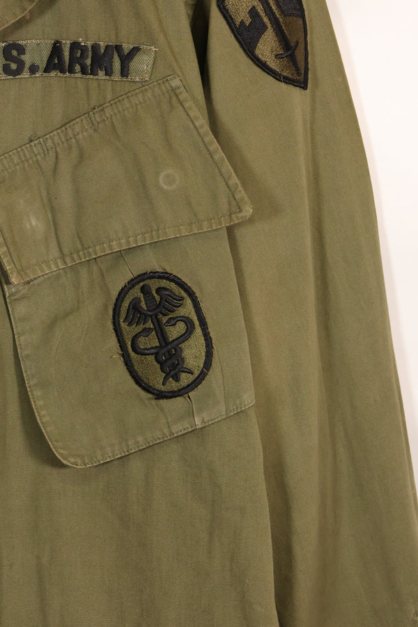 1966-67 S-R 3rd Model Jungle Fatigue Jacket MACV Medic with first patch used