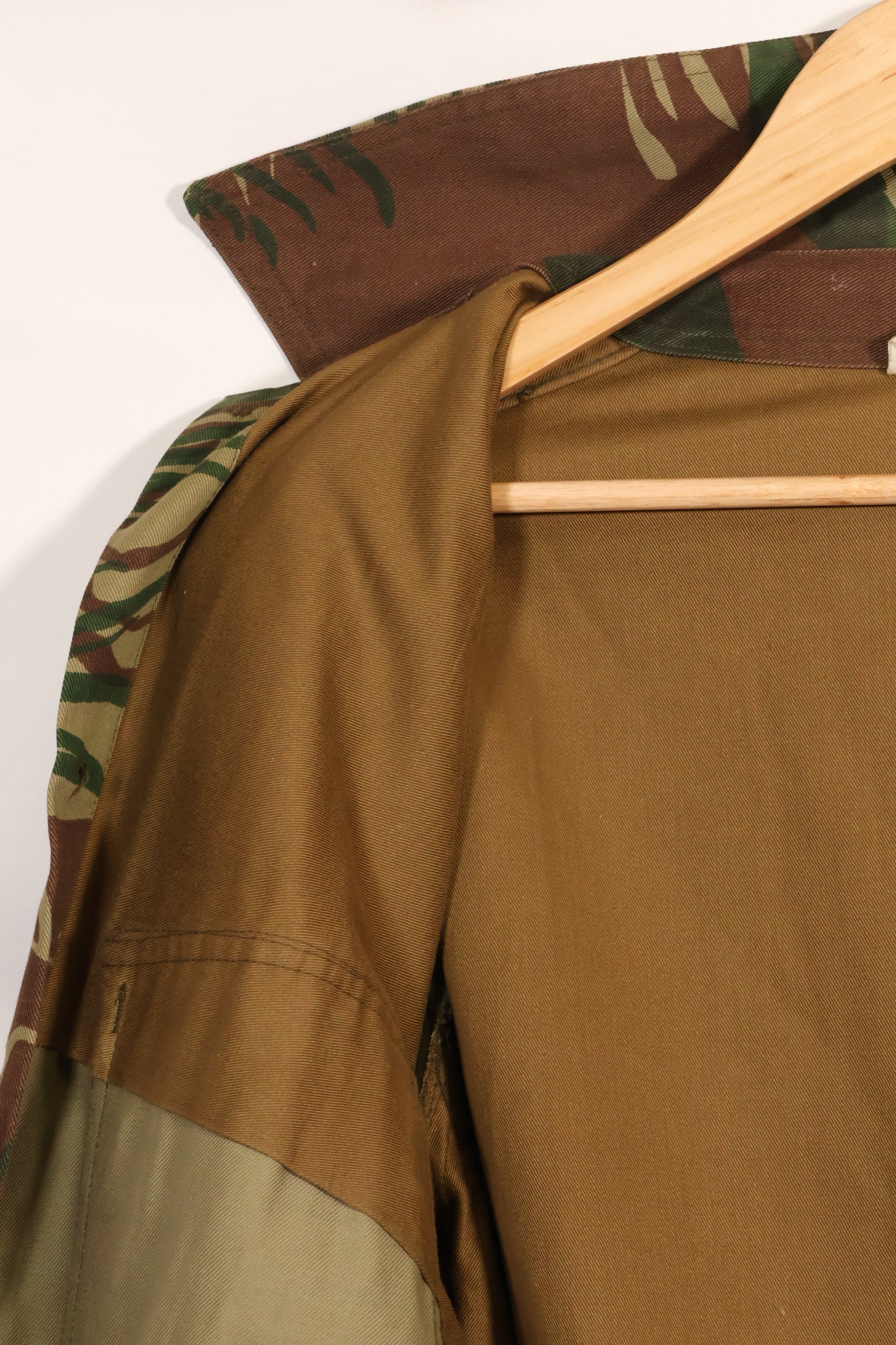 実物　ローデシア軍　ローデシア迷彩　4つポケット　ジャケット　退色あり　中古品