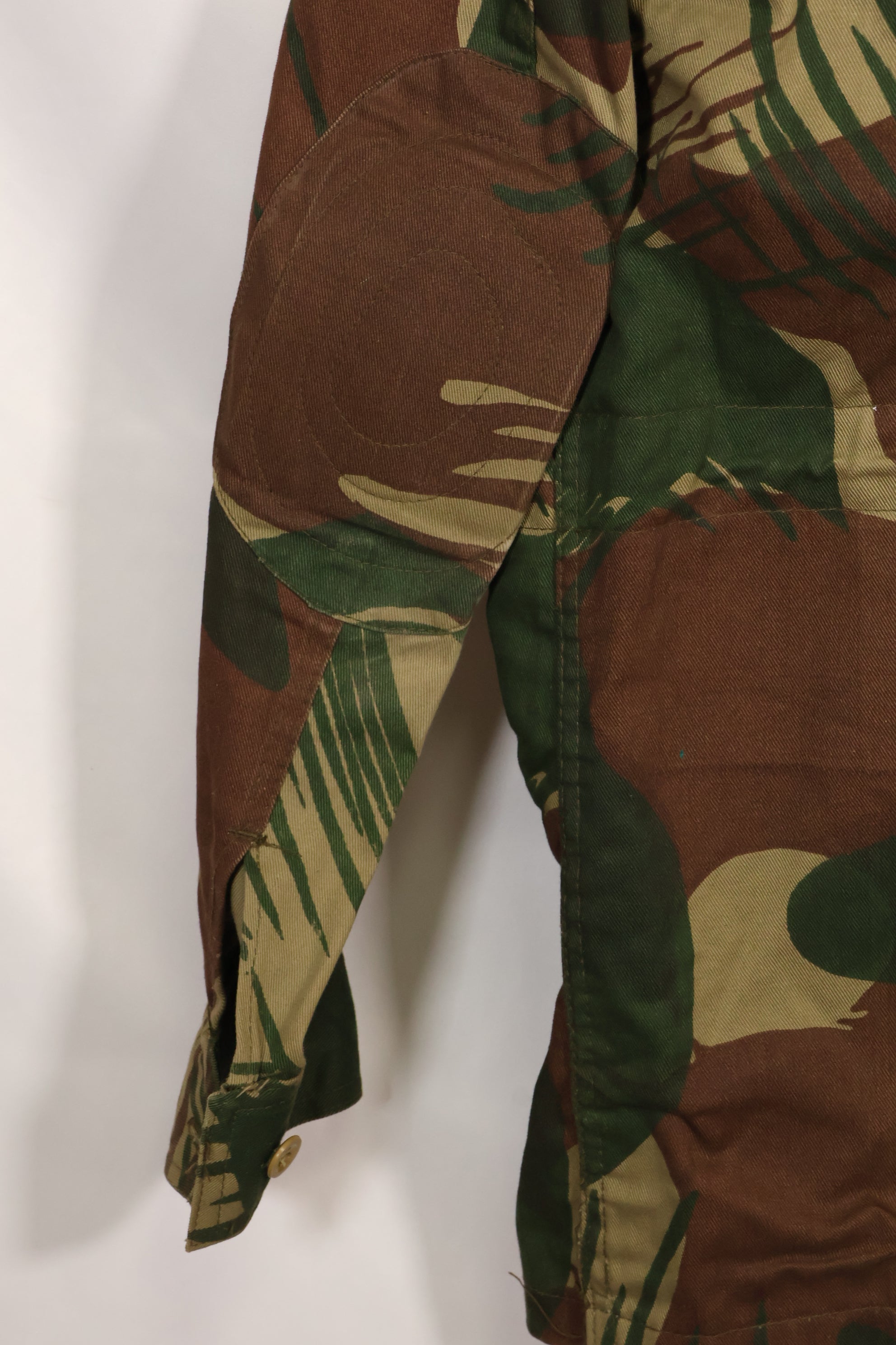 実物　ローデシア軍　ローデシア迷彩　4つポケット　ジャケット　退色あり　中古品