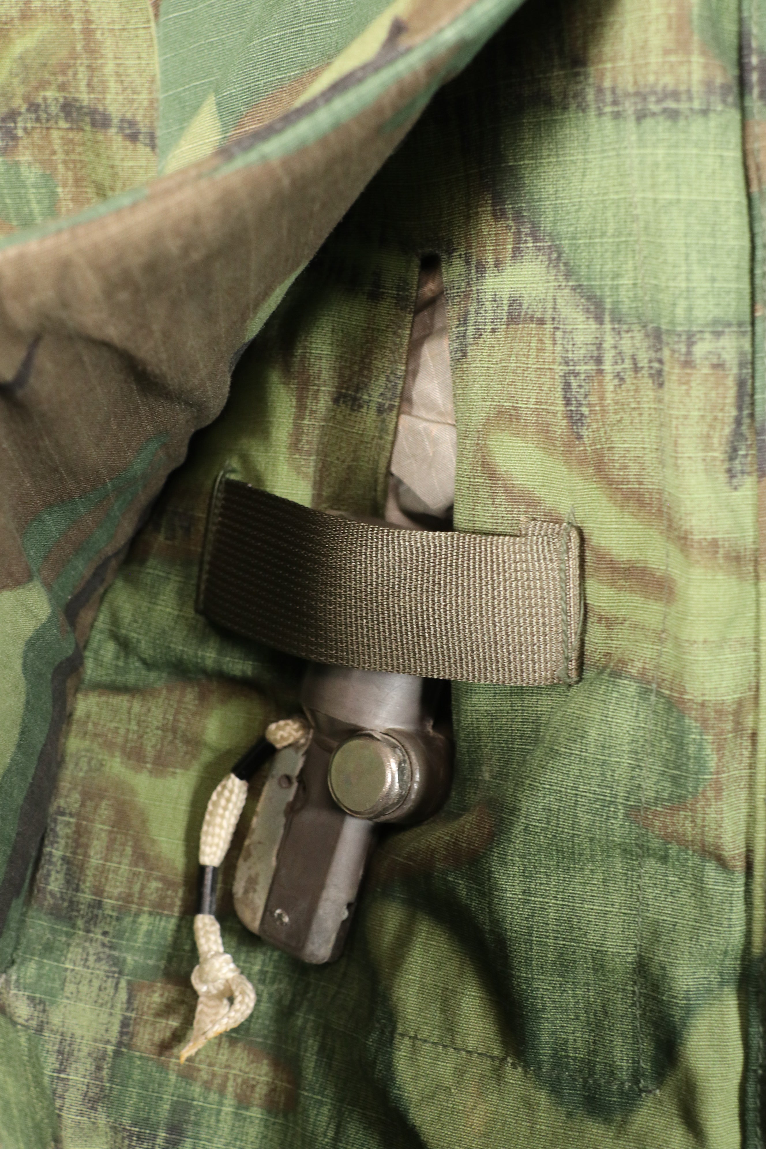 実物　1970年　アメリカ海軍　NAVY SEAL Float Coat Radio Man Used