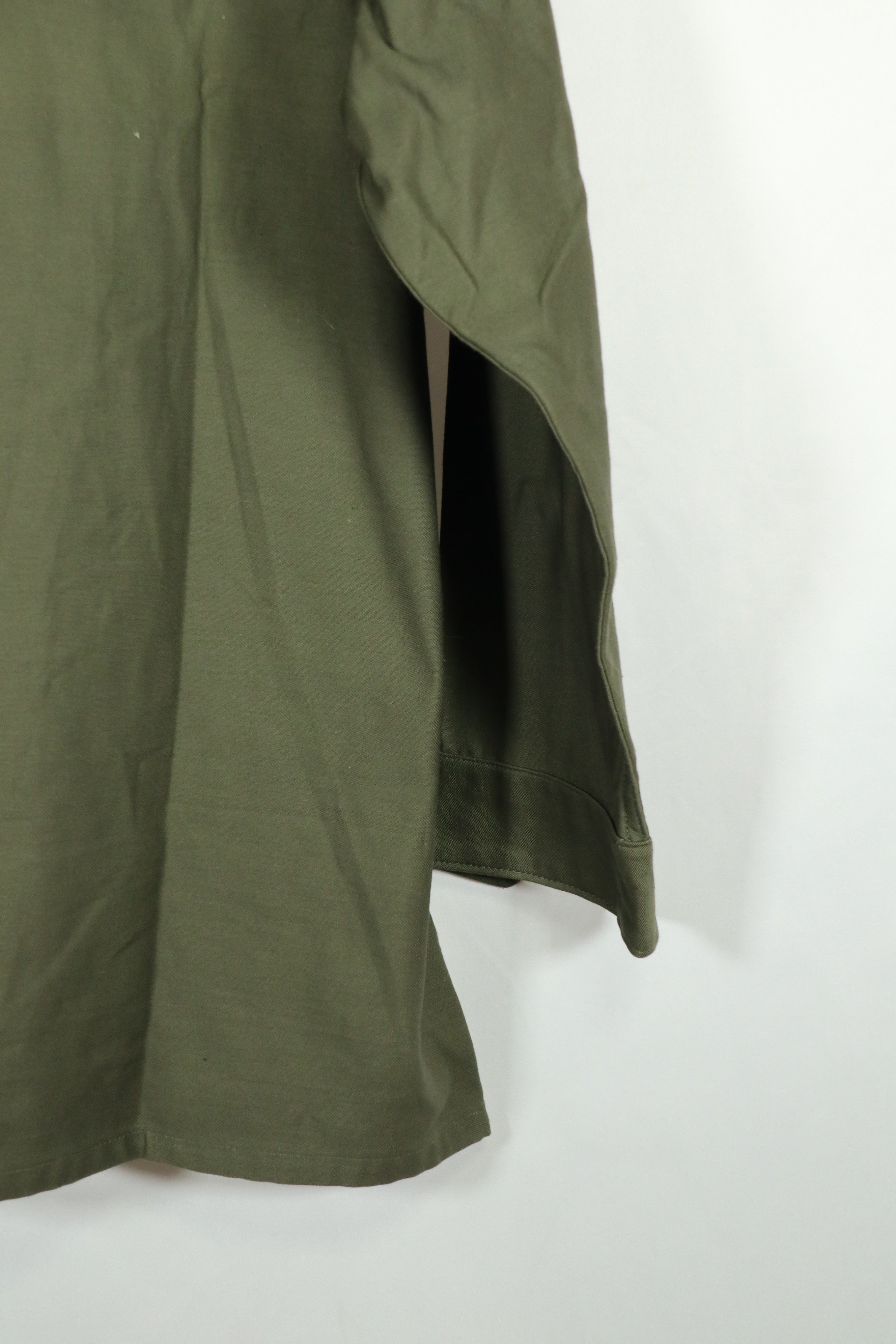 正品 1974 年 OG-107 工装衬衫，全新库存，尺码 16.5/2，32 码，宽松版型