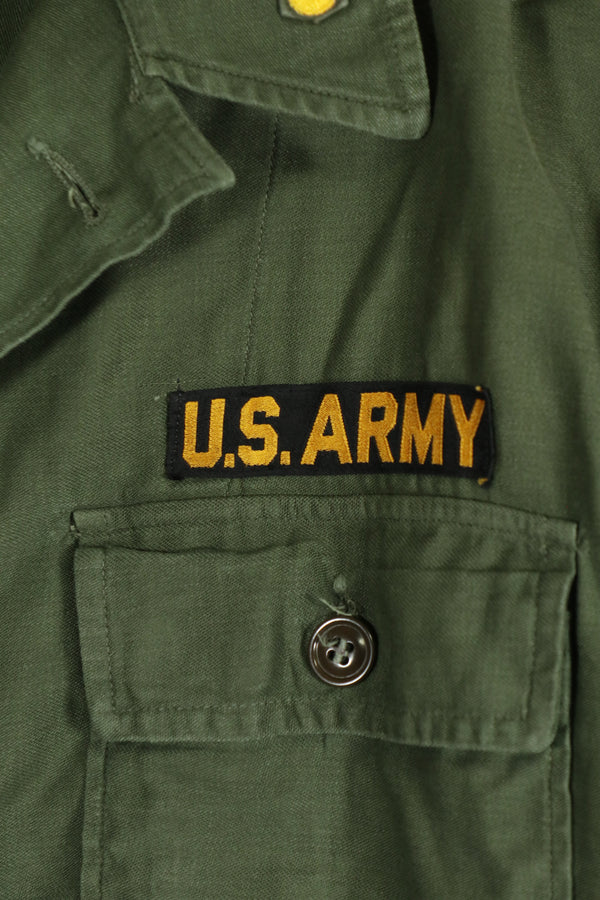 正品 OG-107 实用衬衫，早期批次，二手，臂章已修复。