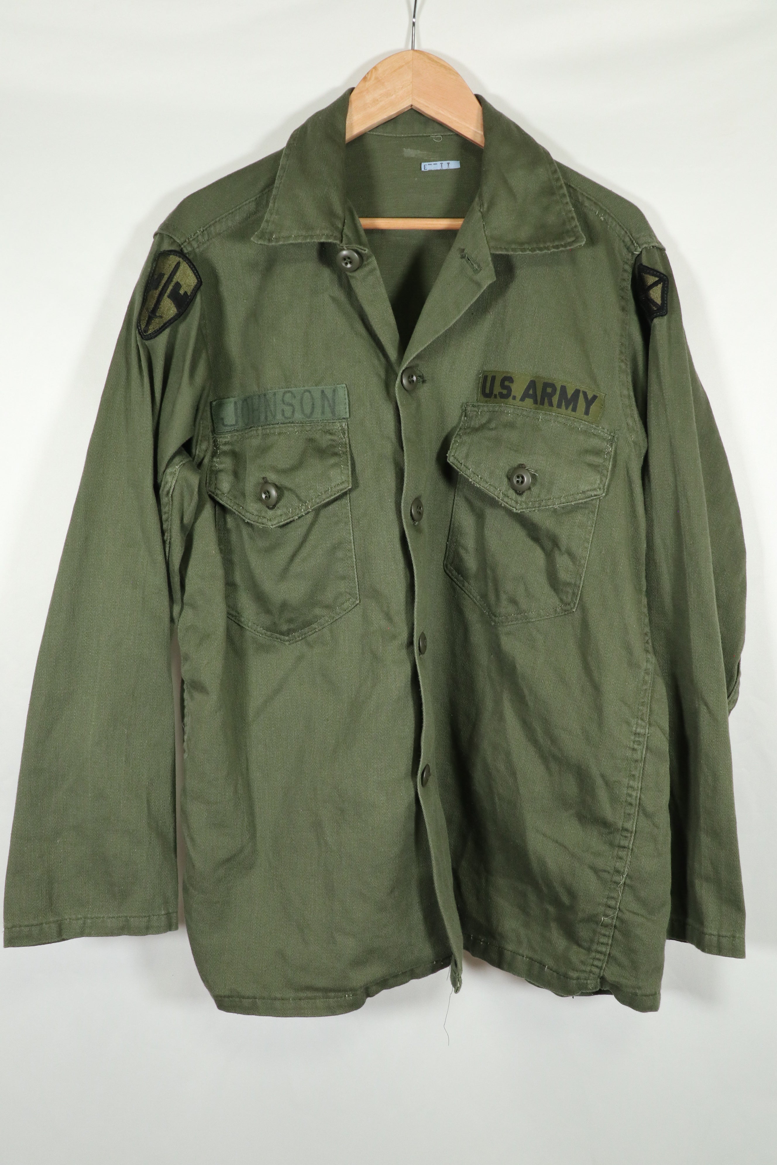 正品 OG-107 多功能衬衫，臂章已修复，状况良好，二手