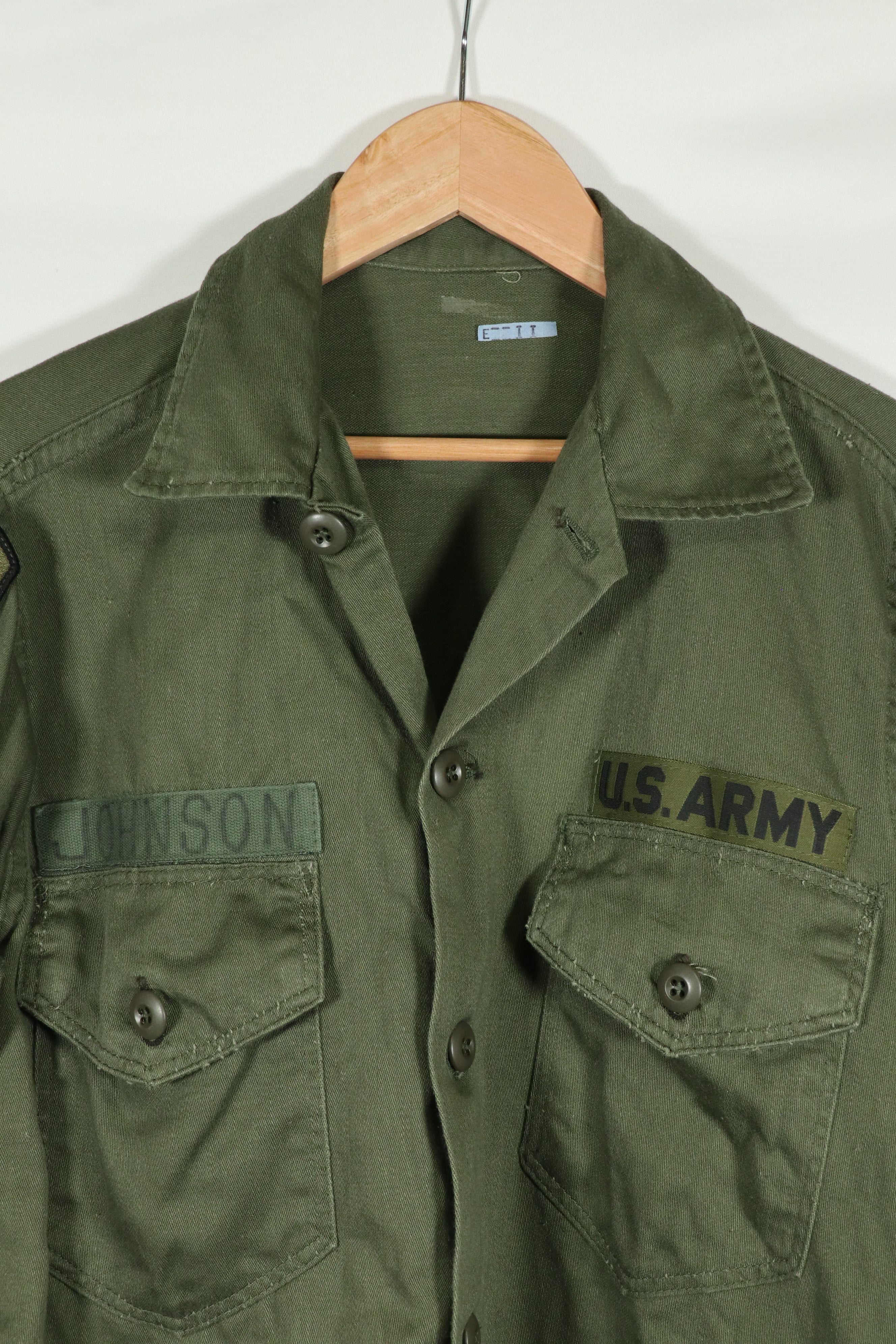 正品 OG-107 多功能衬衫，臂章已修复，状况良好，二手