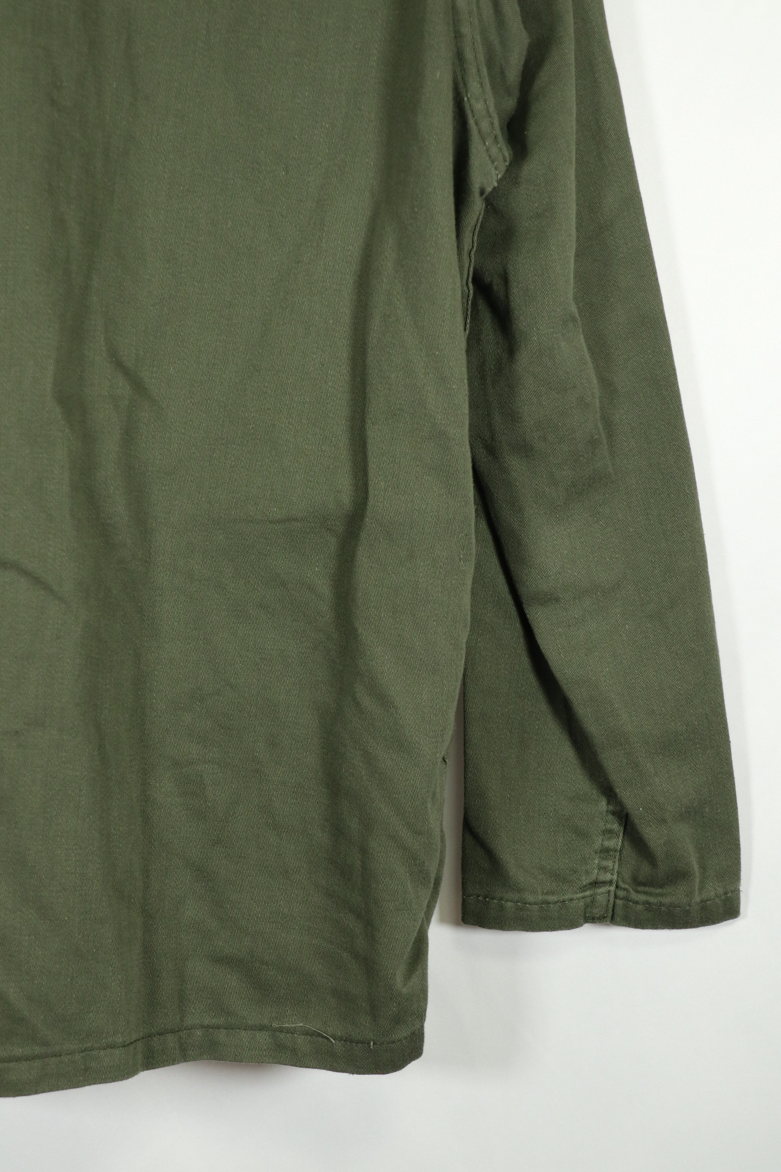 正品 OG-107 多功能衬衫，臂章已修复，状况良好，二手