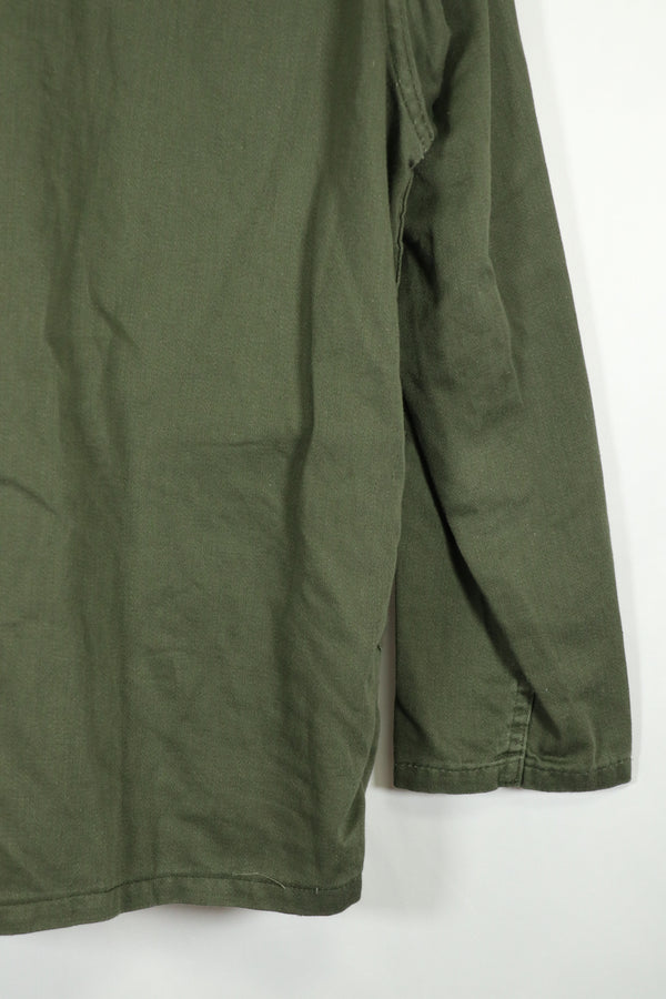 正品 OG-107 多功能衬衫，臂章已修复，状况良好，二手