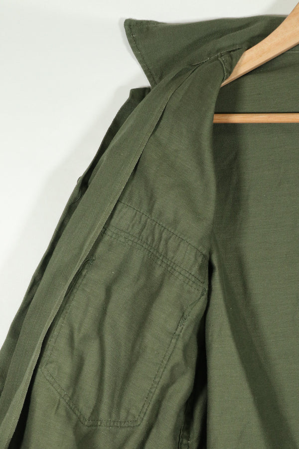 正品 OG-107 多功能衬衫，臂章已修复，状况良好，二手